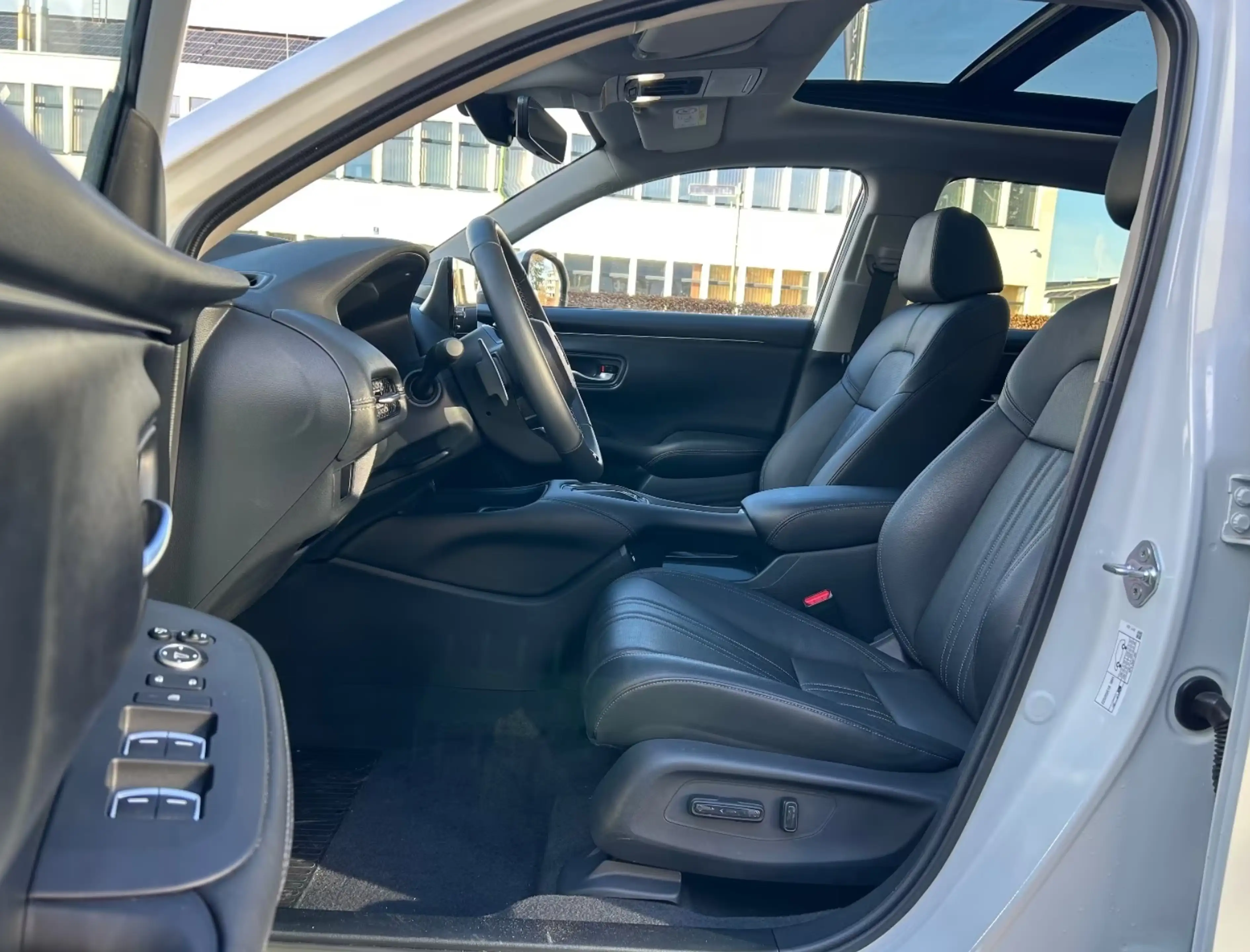 Honda ZR-V 2.0 e:HEV Advance Panorama dak/Leder/Camera/Head-u — photo 3