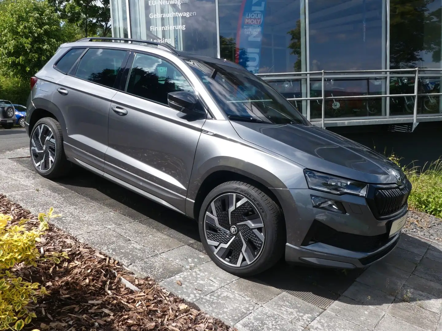 Skoda Karoq Sportline 4x4, Matrix LED, Navi, RF Kamera Gris - 1