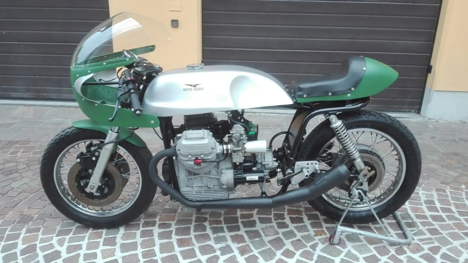 Moto Guzzi V 7 Competizione Verde - 2