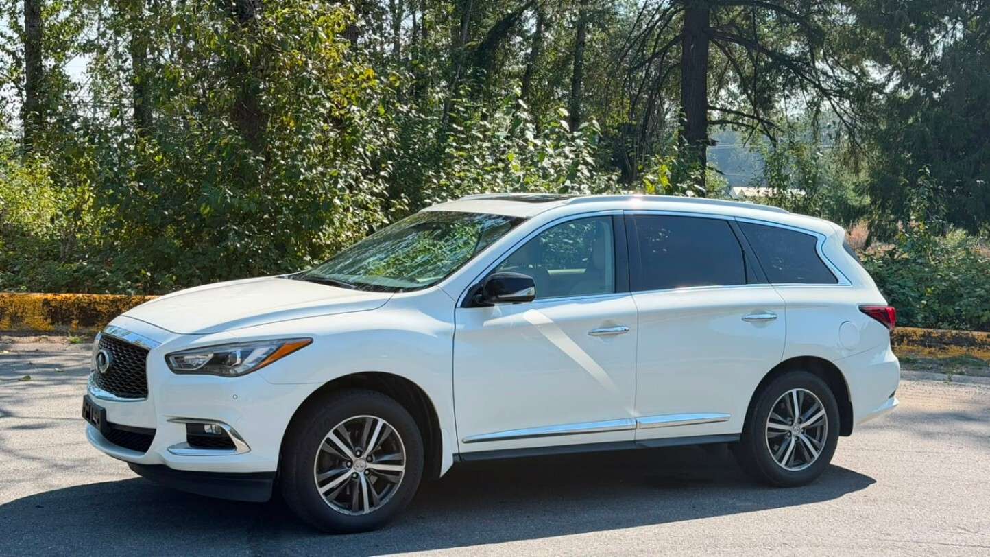 2017 Infiniti QX60 AWD 7 Passenger