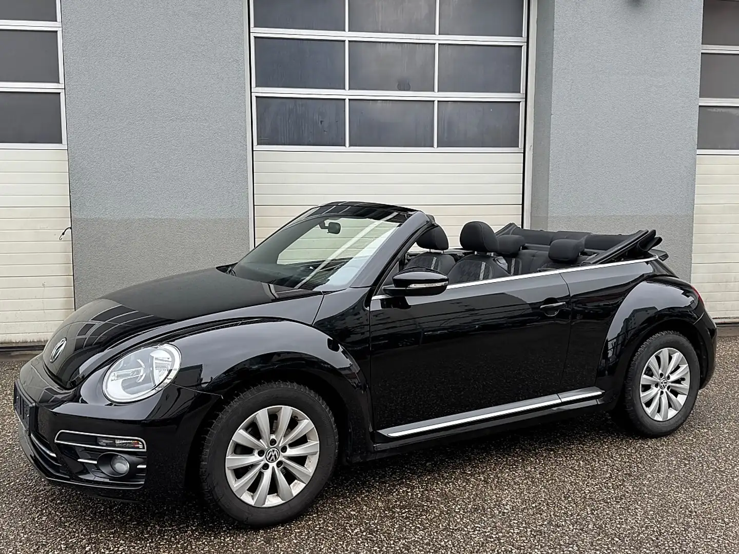 Volkswagen Beetle Cabrio 1,2 TSI Design Noir - 2