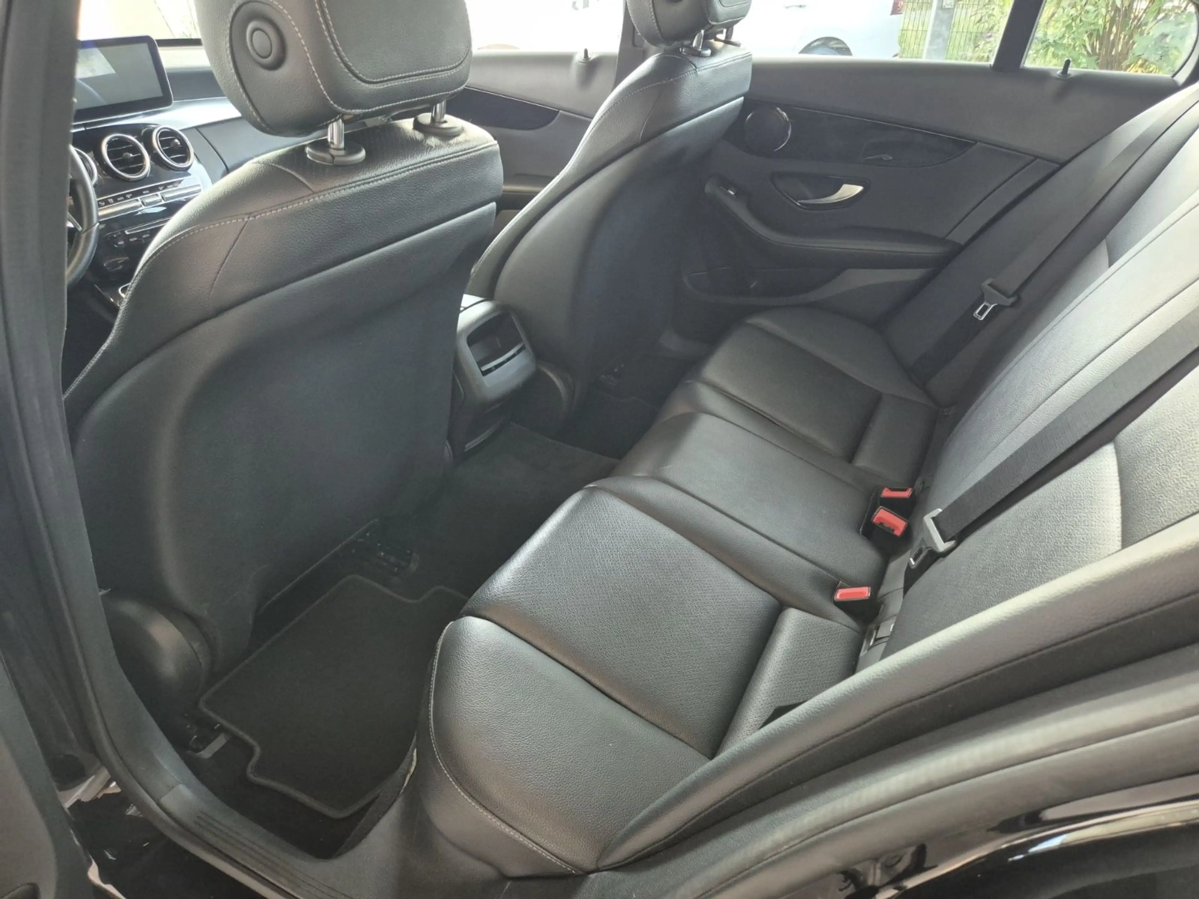Mercedes-Benz C 200 C Limousine C 200 BlueTec d NAVI RFK SHZ TEMPO — photo 10