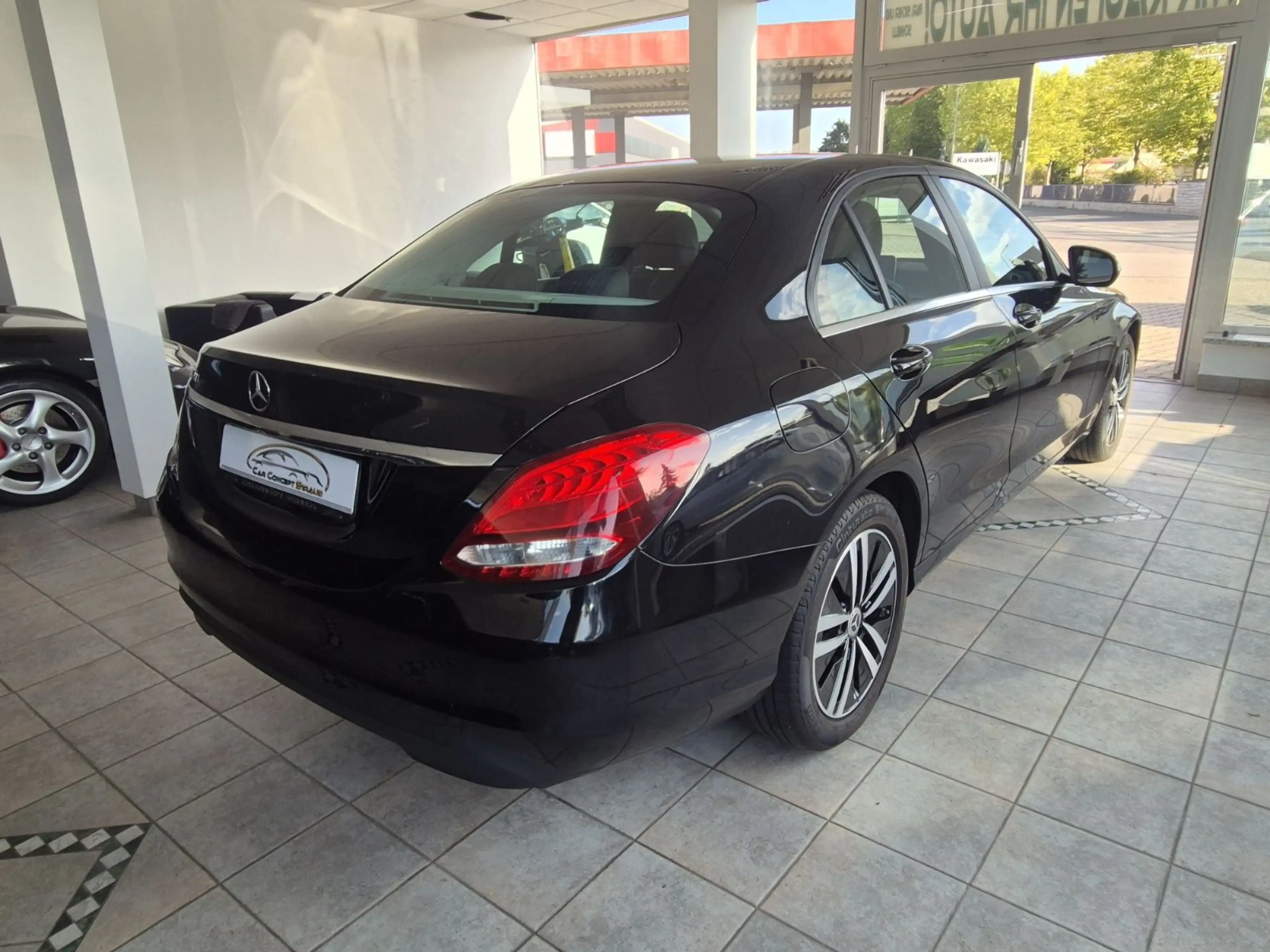 Mercedes-Benz C 200 C Limousine C 200 BlueTec d NAVI RFK SHZ TEMPO — photo 2