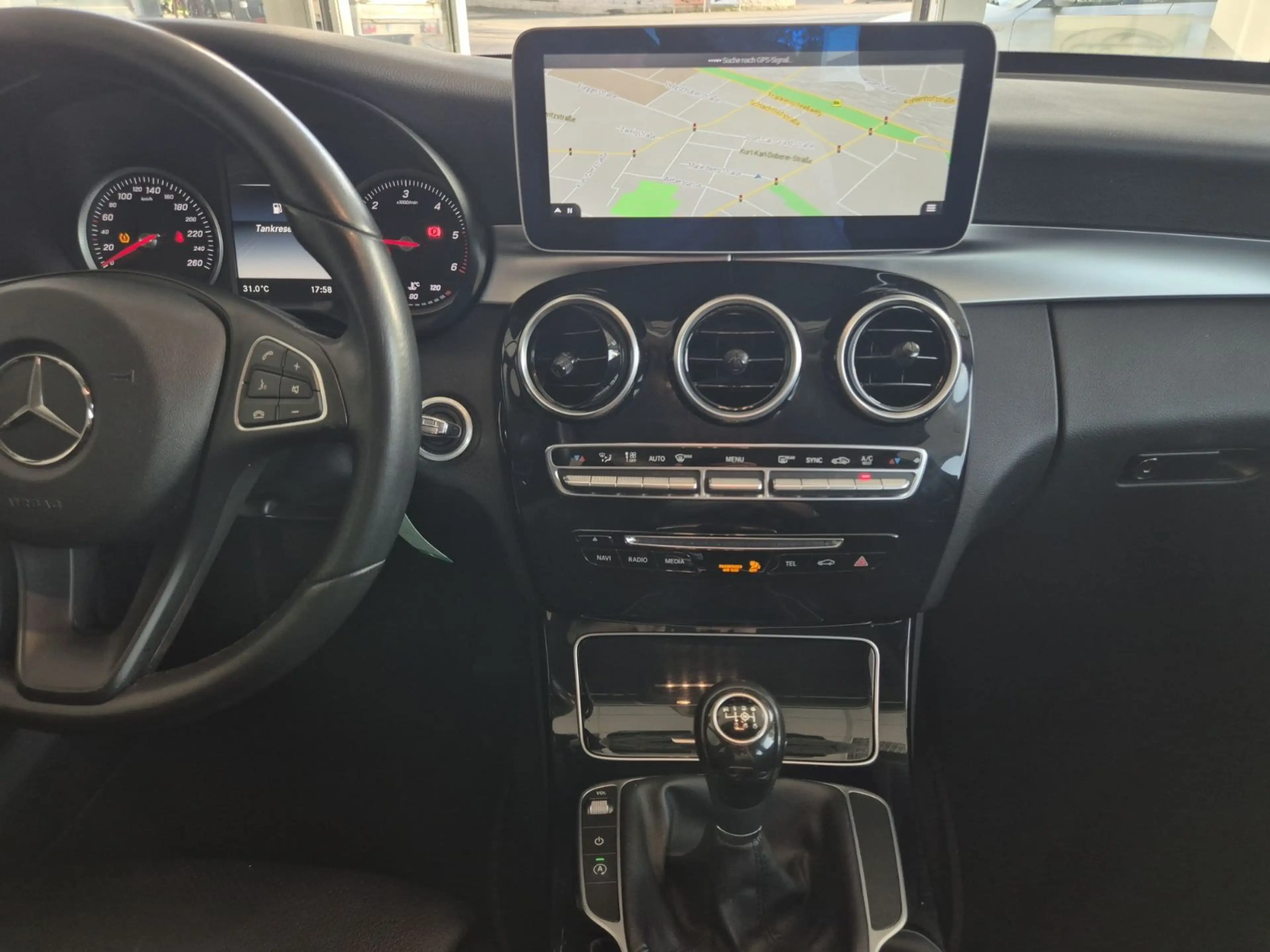 Mercedes-Benz C 200 C Limousine C 200 BlueTec d NAVI RFK SHZ TEMPO — photo 13