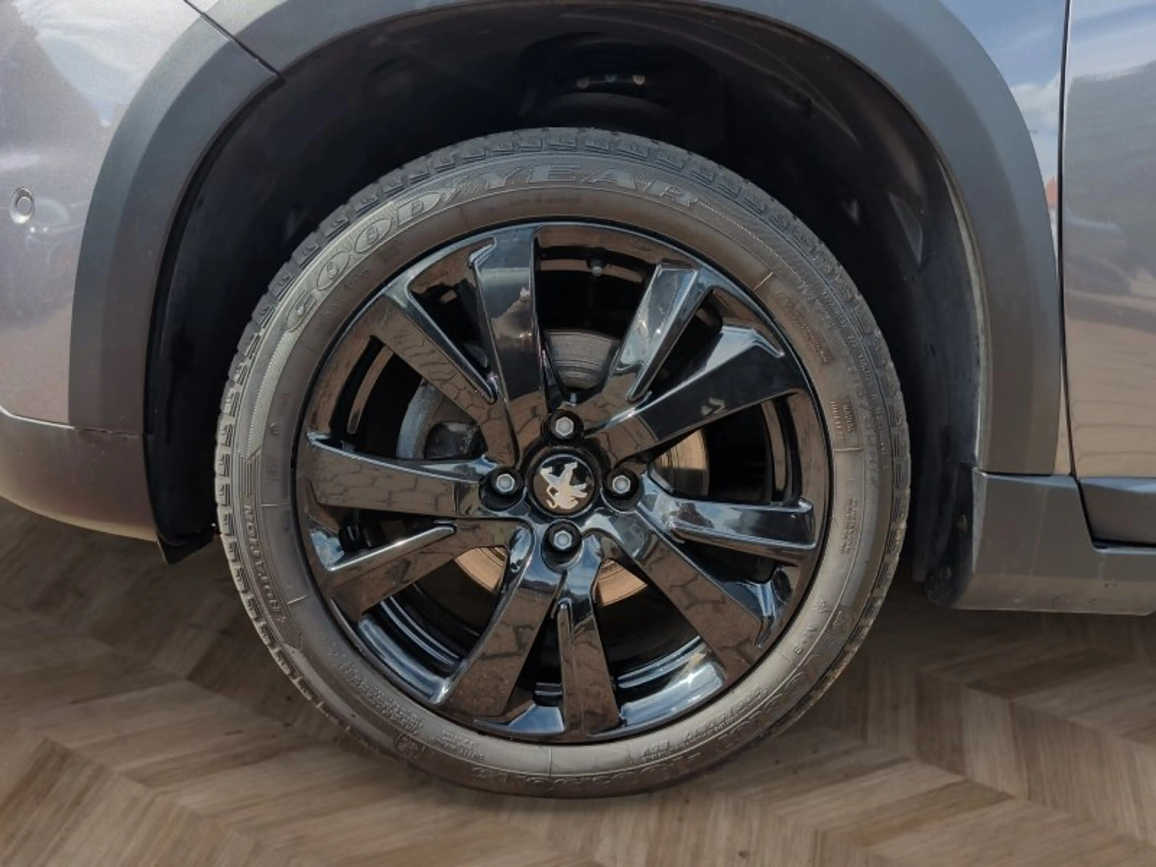 Peugeot 2008 1.5 BlueHDi 120 GT-LINE  GT LINE — photo 14