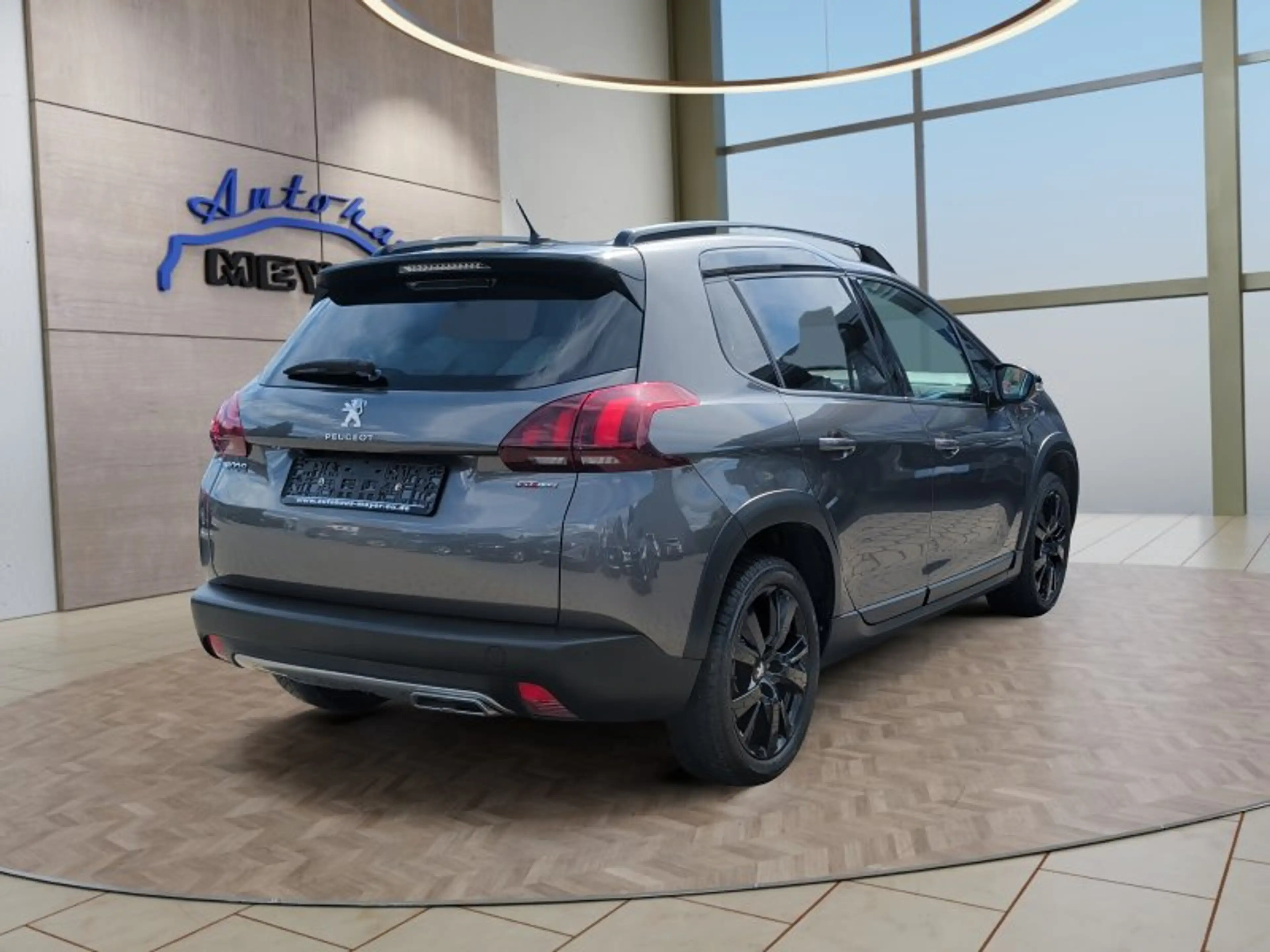 Peugeot 2008 1.5 BlueHDi 120 GT-LINE  GT LINE — photo 5