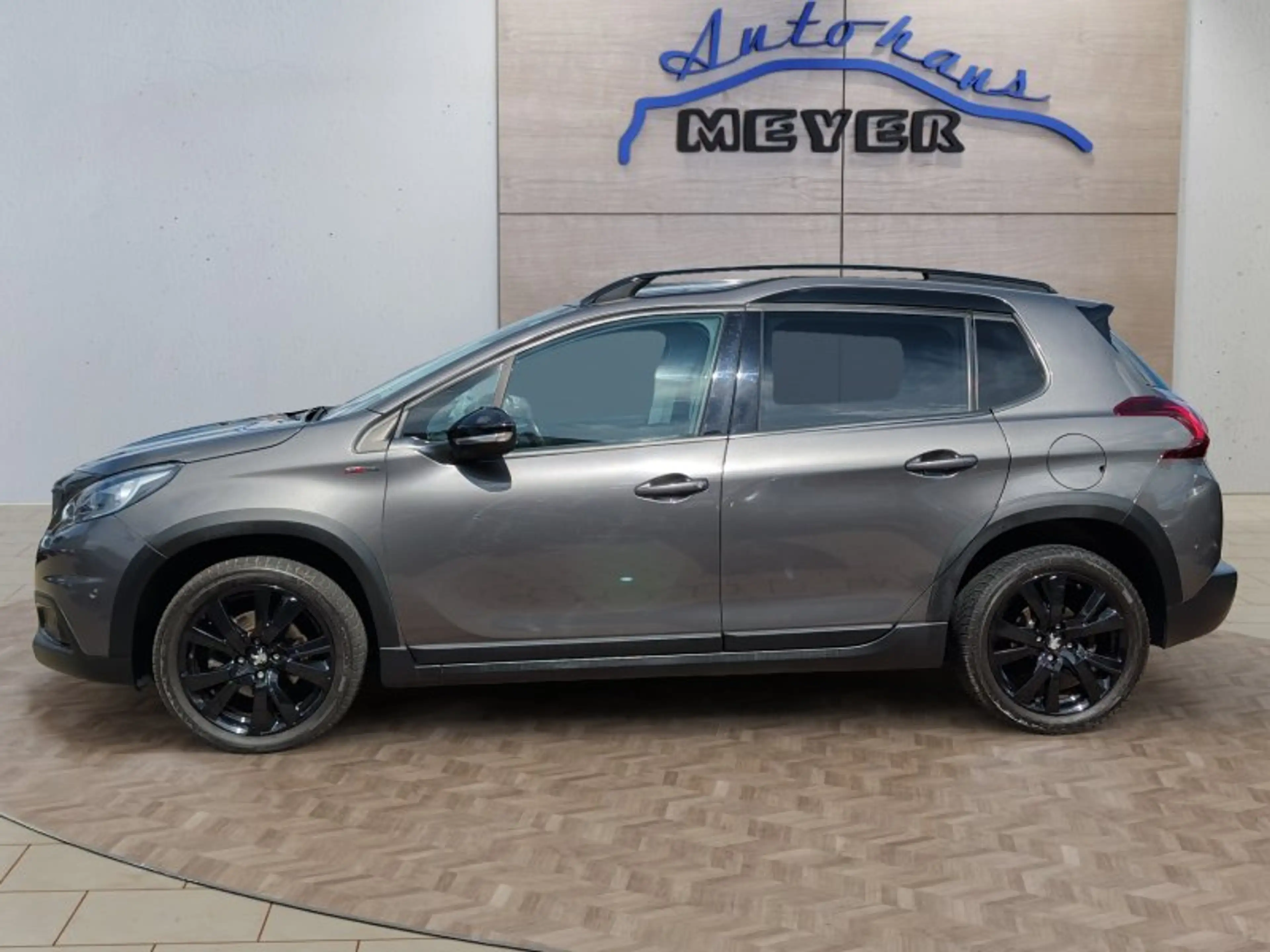 Peugeot 2008 1.5 BlueHDi 120 GT-LINE  GT LINE — photo 2