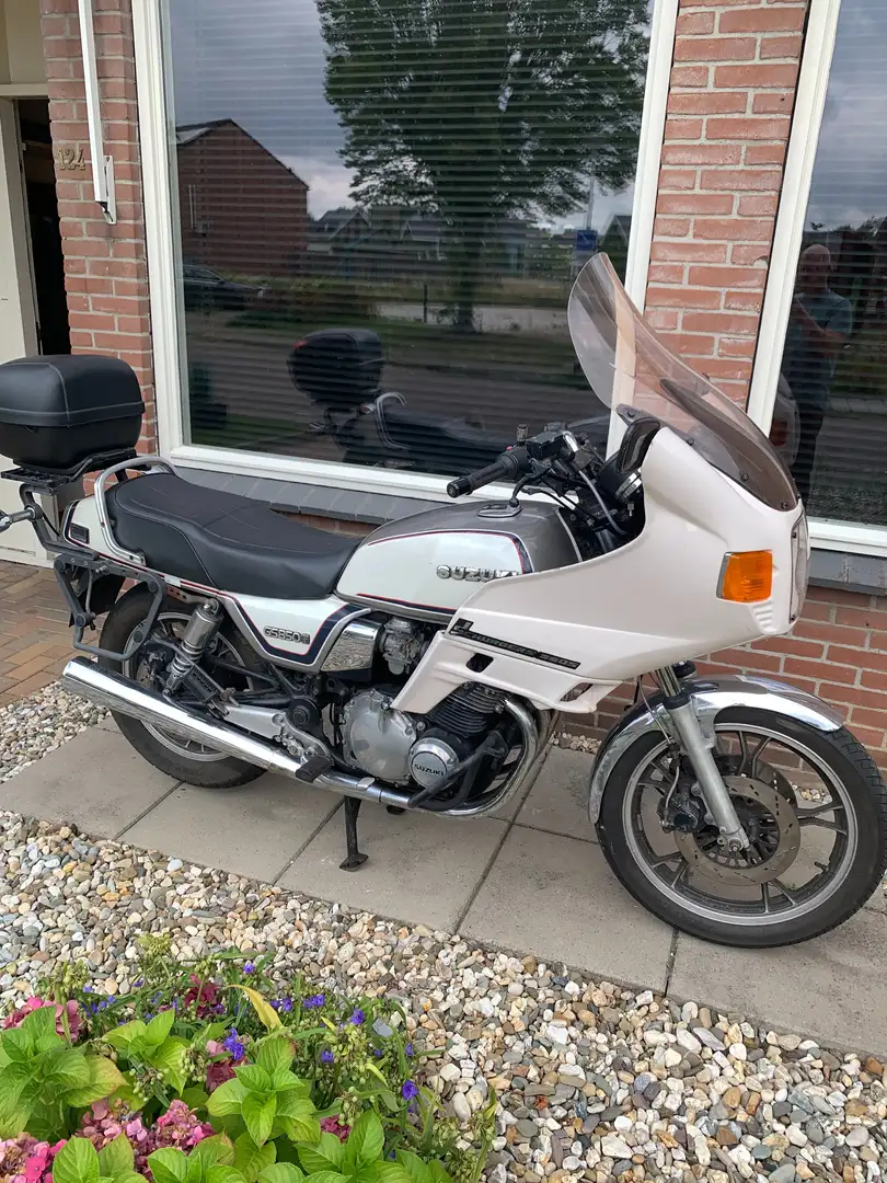 Suzuki GS 850 Met kuip:  Schurgers 980S, Cardan aandrijving Wit - 1