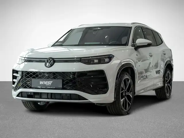 Volkswagen Tayron view 2