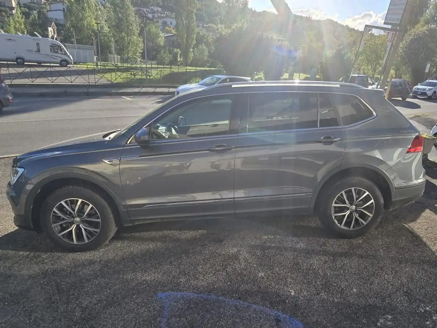 Volkswagen Tiguan Tiguan II Allspace 2.0 tdi Advanced 4motion 150cv Gris - 2