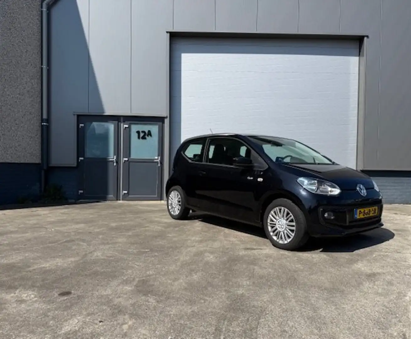 Volkswagen up! up! 1.0 Cup edition Schwarz - 2