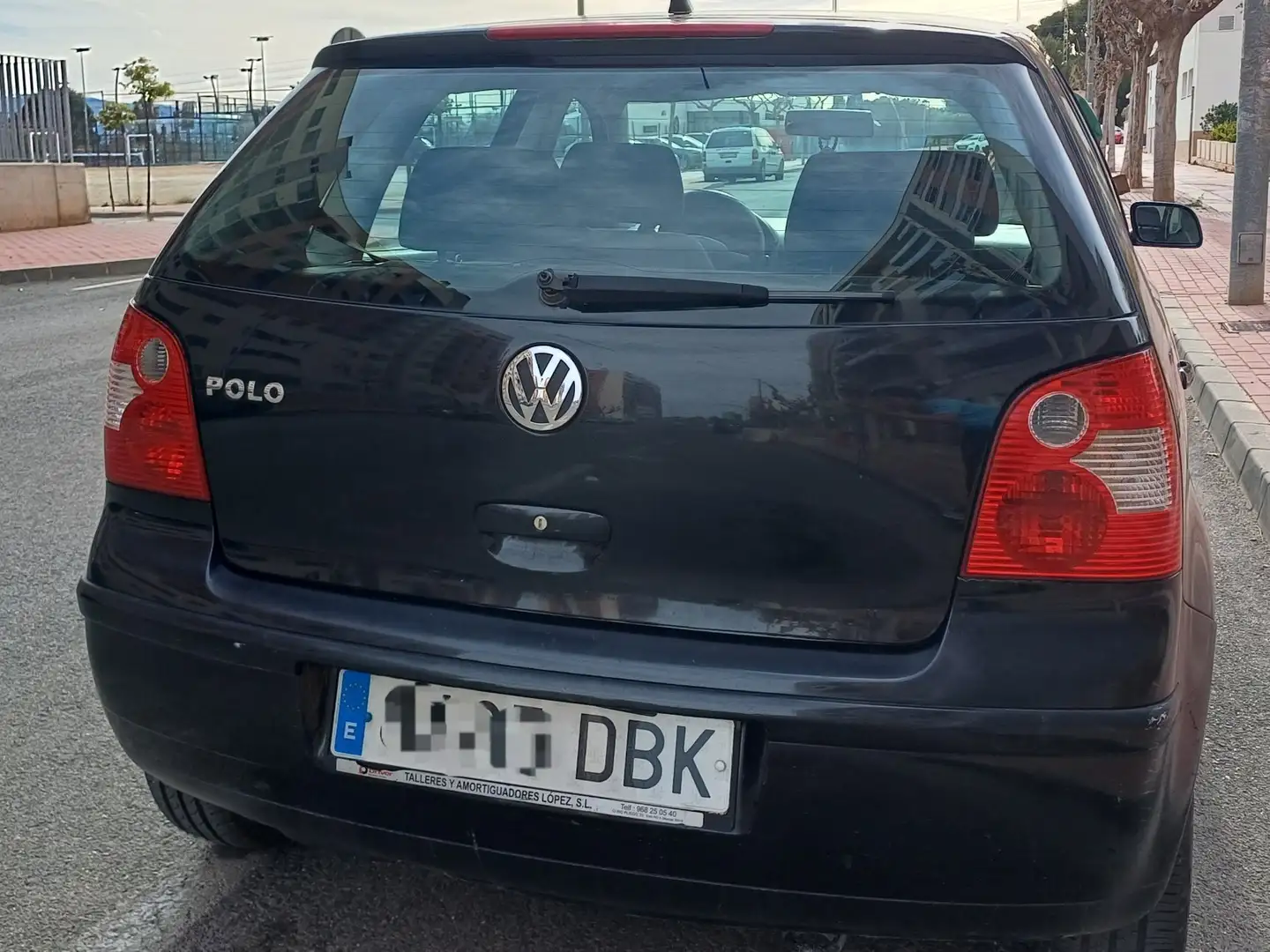 Volkswagen Polo 1.2 Match 65 Negro - 2