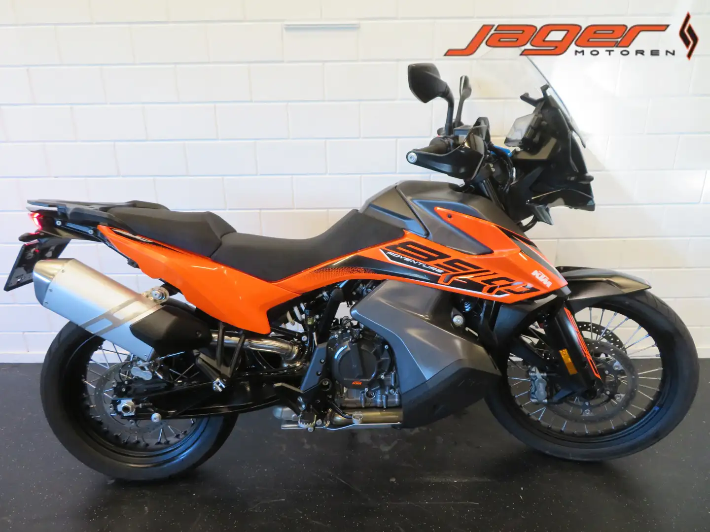 KTM 890 Adventure NIEUWSTAAT!! HISTORIE Oranje - 1