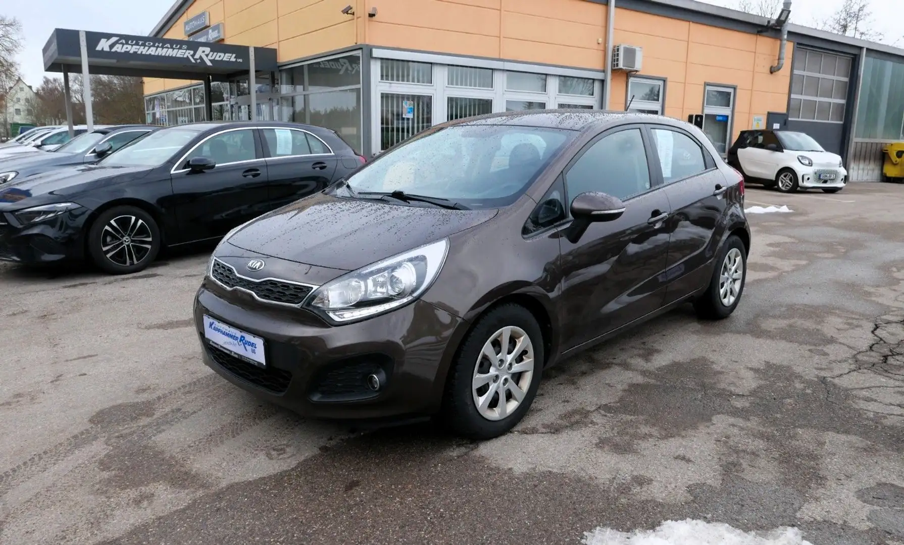 Kia Rio "TREND" AUTOMATIK Braun - 2