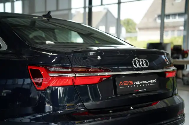 Audi A6 view 14