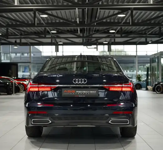 Audi A6 view 8