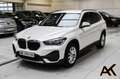 BMW X1 X1 sDrive18i Business - LEDER / NAVIGATIE / PDC/CC Blanc - thumbnail 1