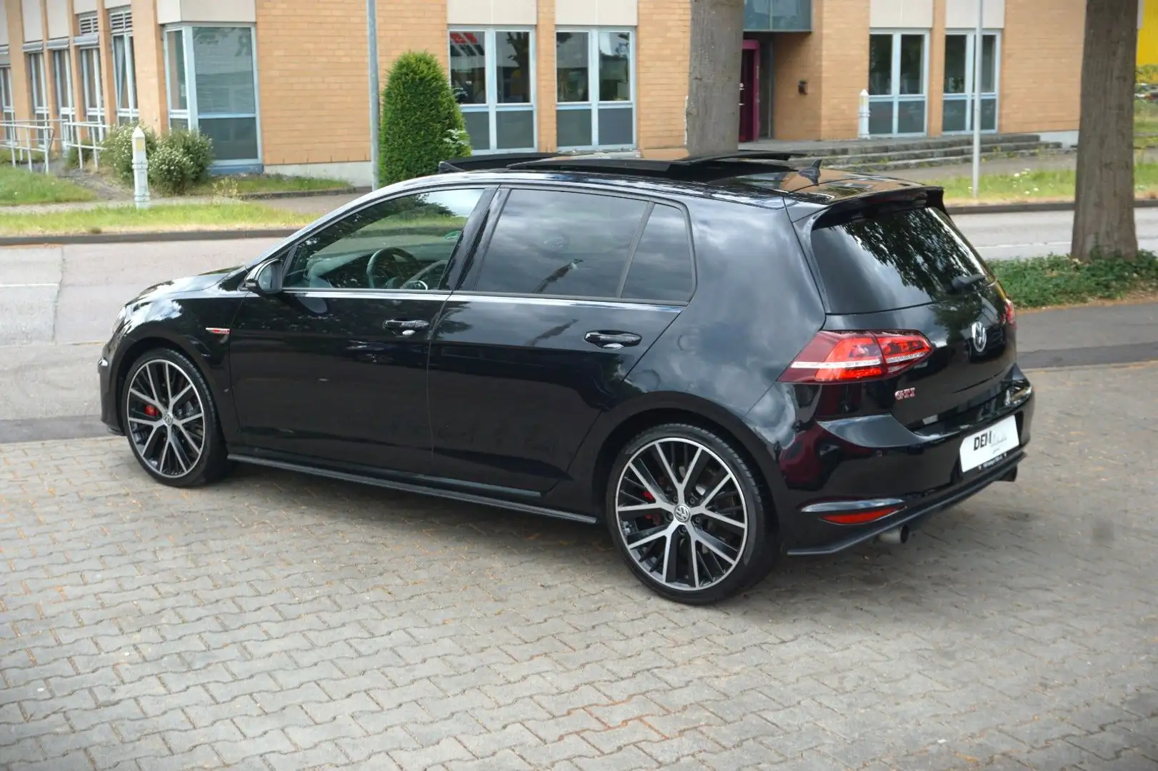 Volkswagen Golf VII GTI Performance / Pano./ Leder / ACC / Noir - 2