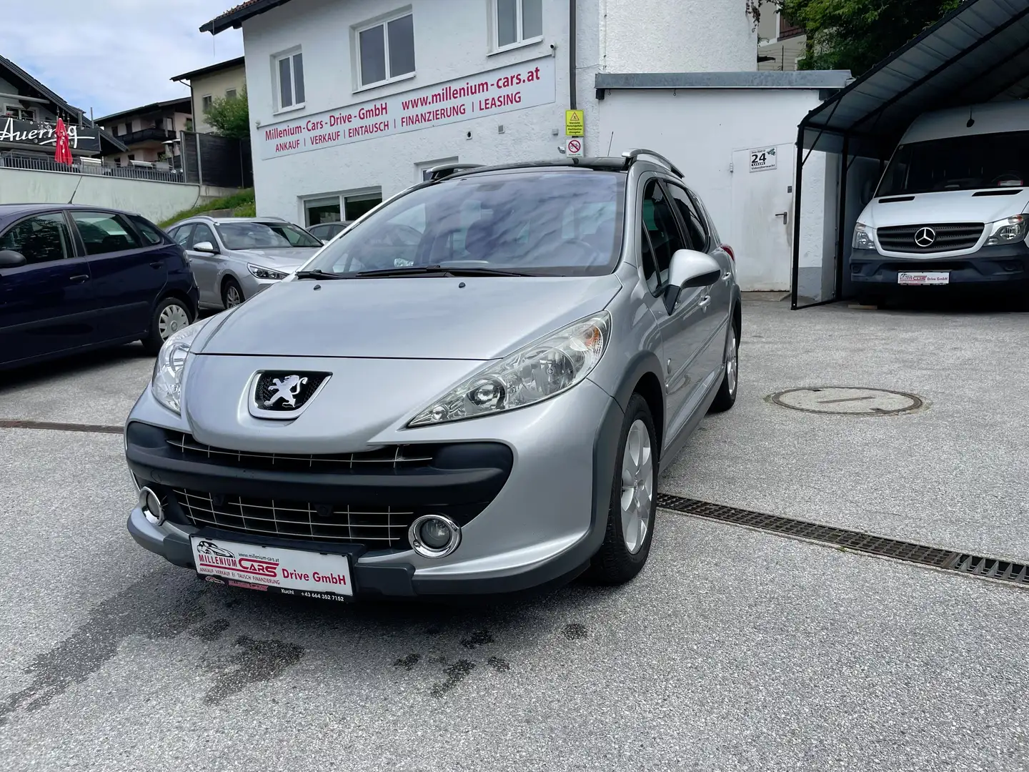 Peugeot 207 Escapade Aktion bei Finanzierung FIX 6,274% Grau - 1