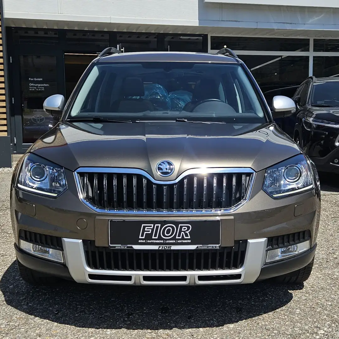 Skoda Yeti Style Outdoor 4x4 Braun - 2