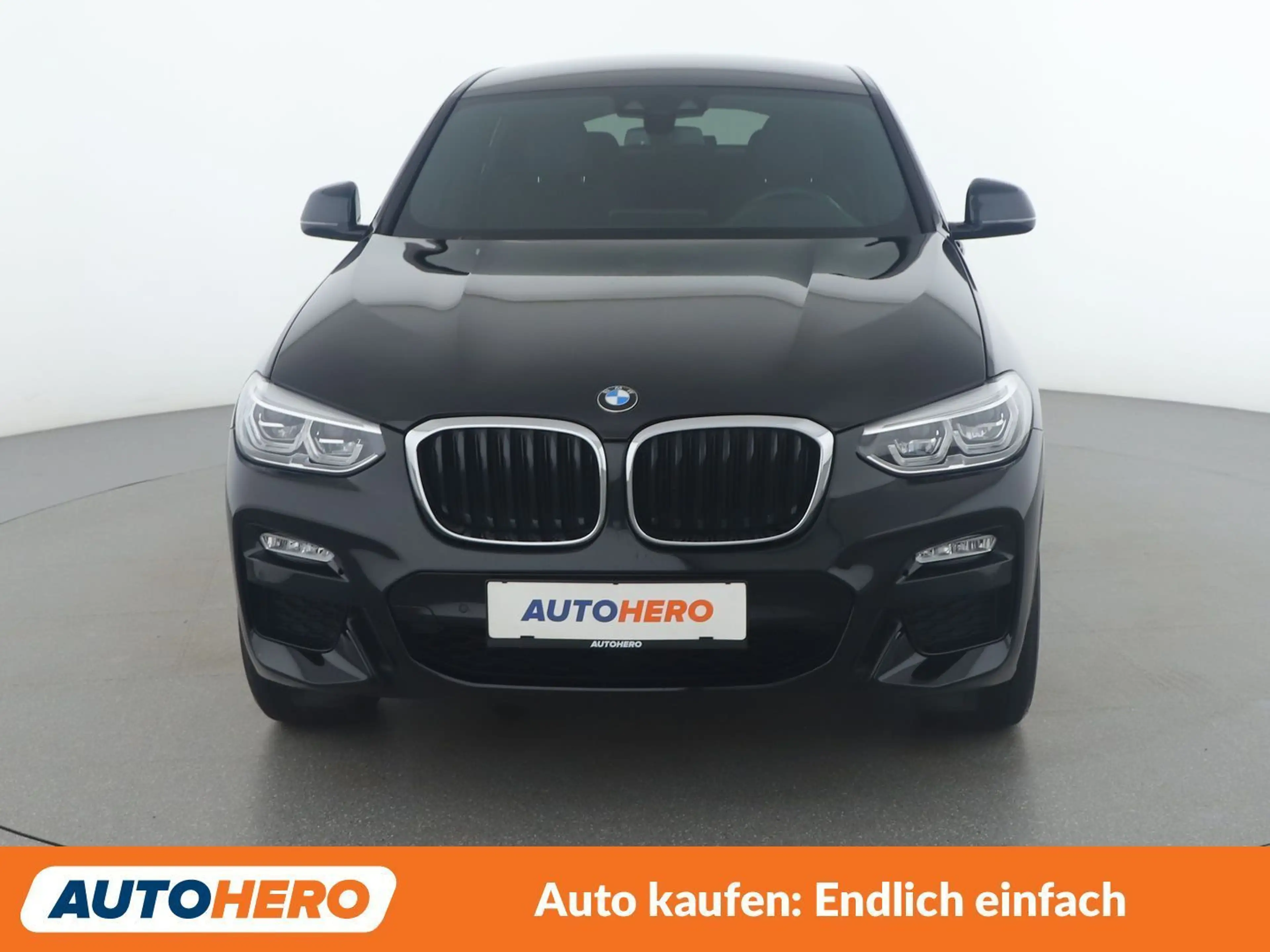 BMW X4 xDrive 20i M Sport — photo 9