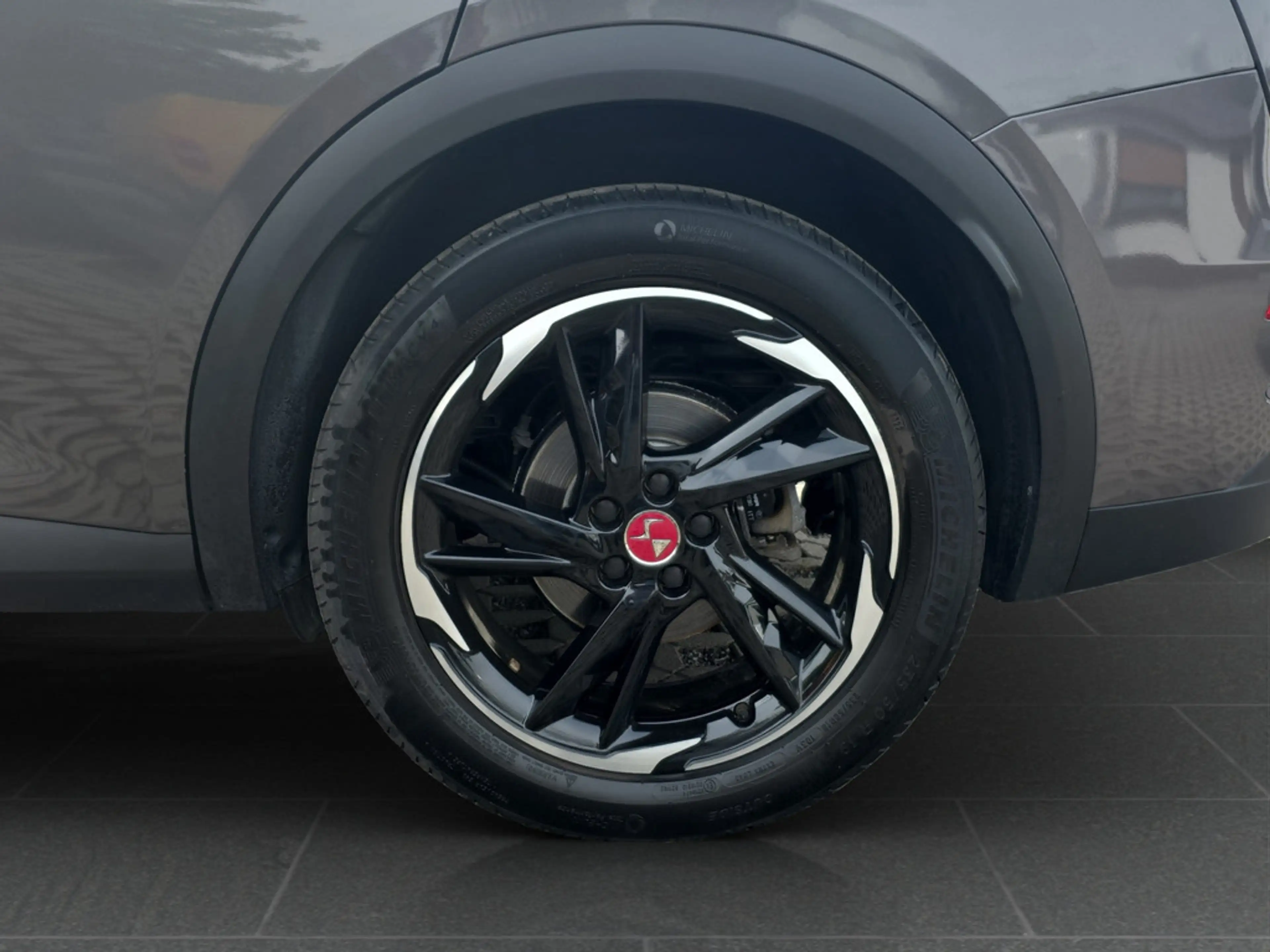 DS Automobiles DS 7 1.6 E-Tense 225 EAT8 Performance Line + — photo 9