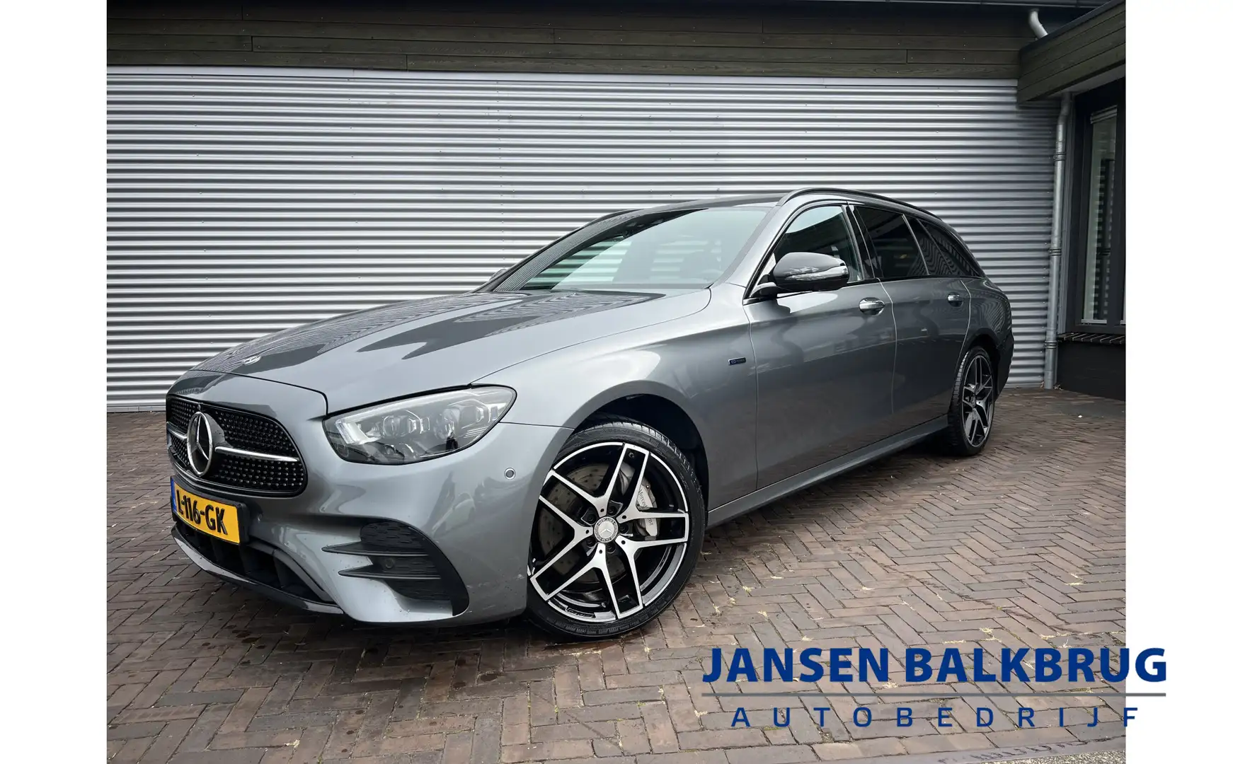 Mercedes-Benz E 300 Estate de Business Solution AMG night pakket vol v Gris - 1