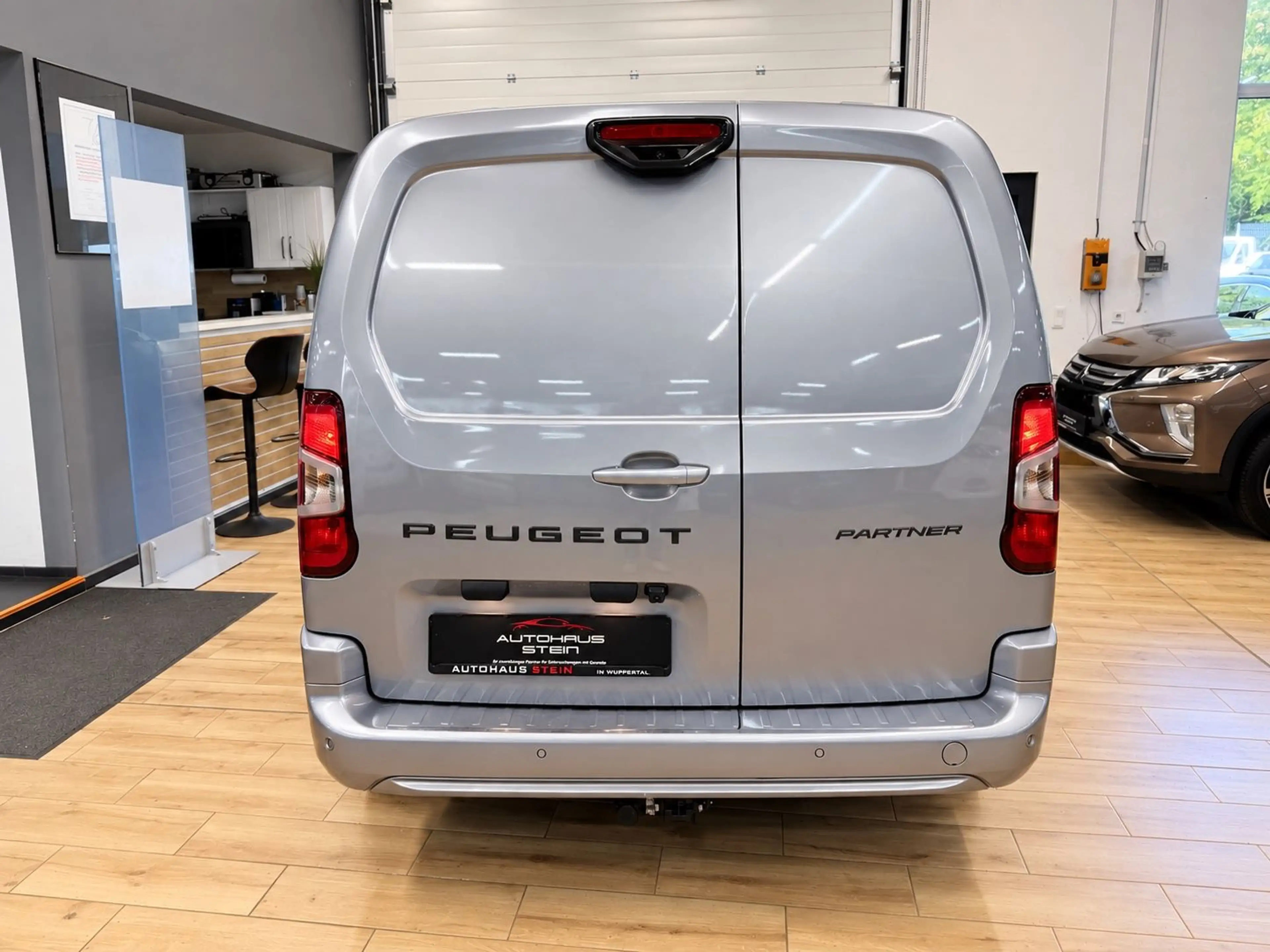 Peugeot Partner L2H1/XL Kastenwagen/1.Hd/Navi/ACC/Kamera — photo 5