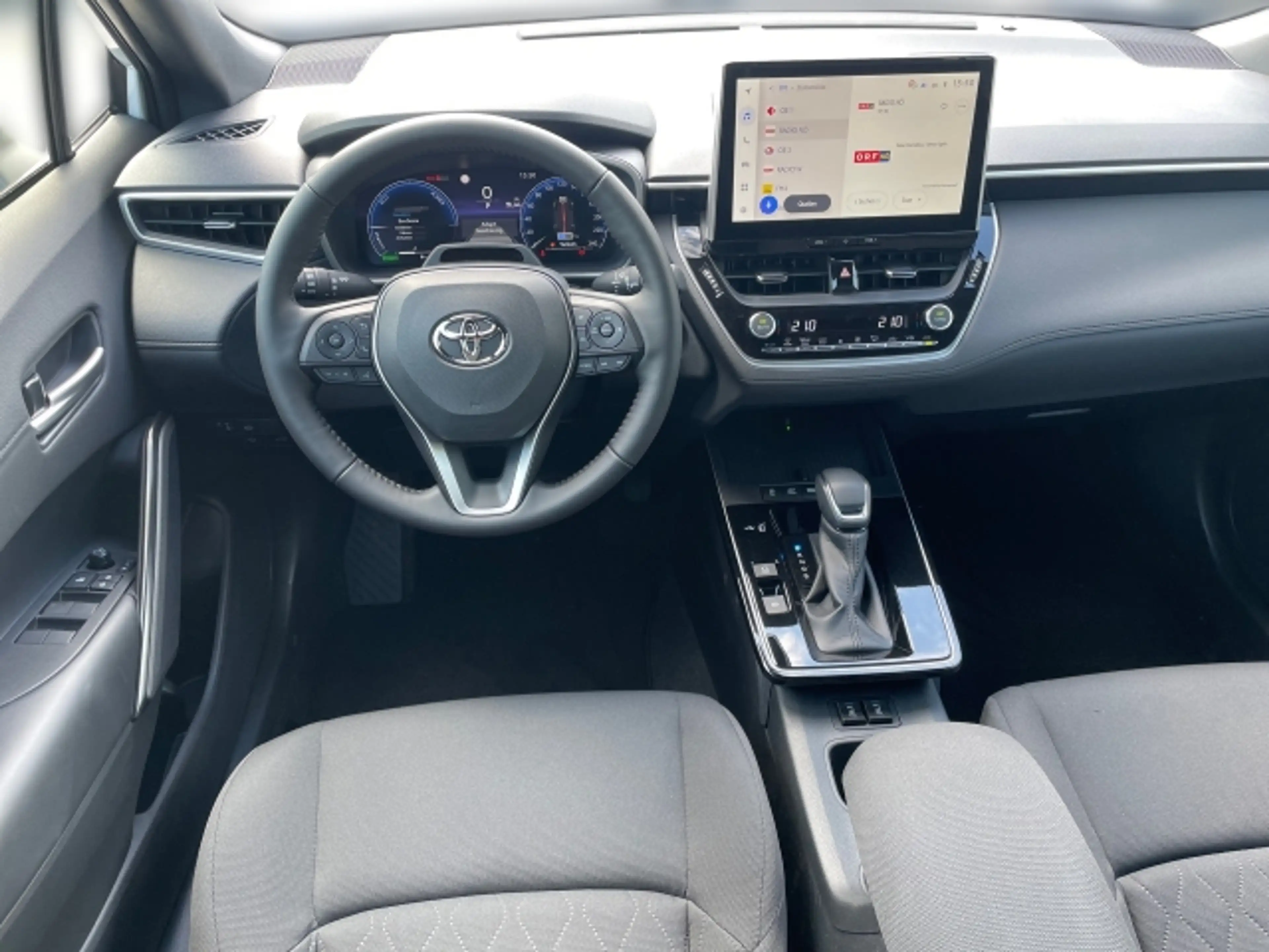 Toyota Corolla Cross Corolla Cross SUV Teamplayer 2,0 l Hybrid Automati — photo 9