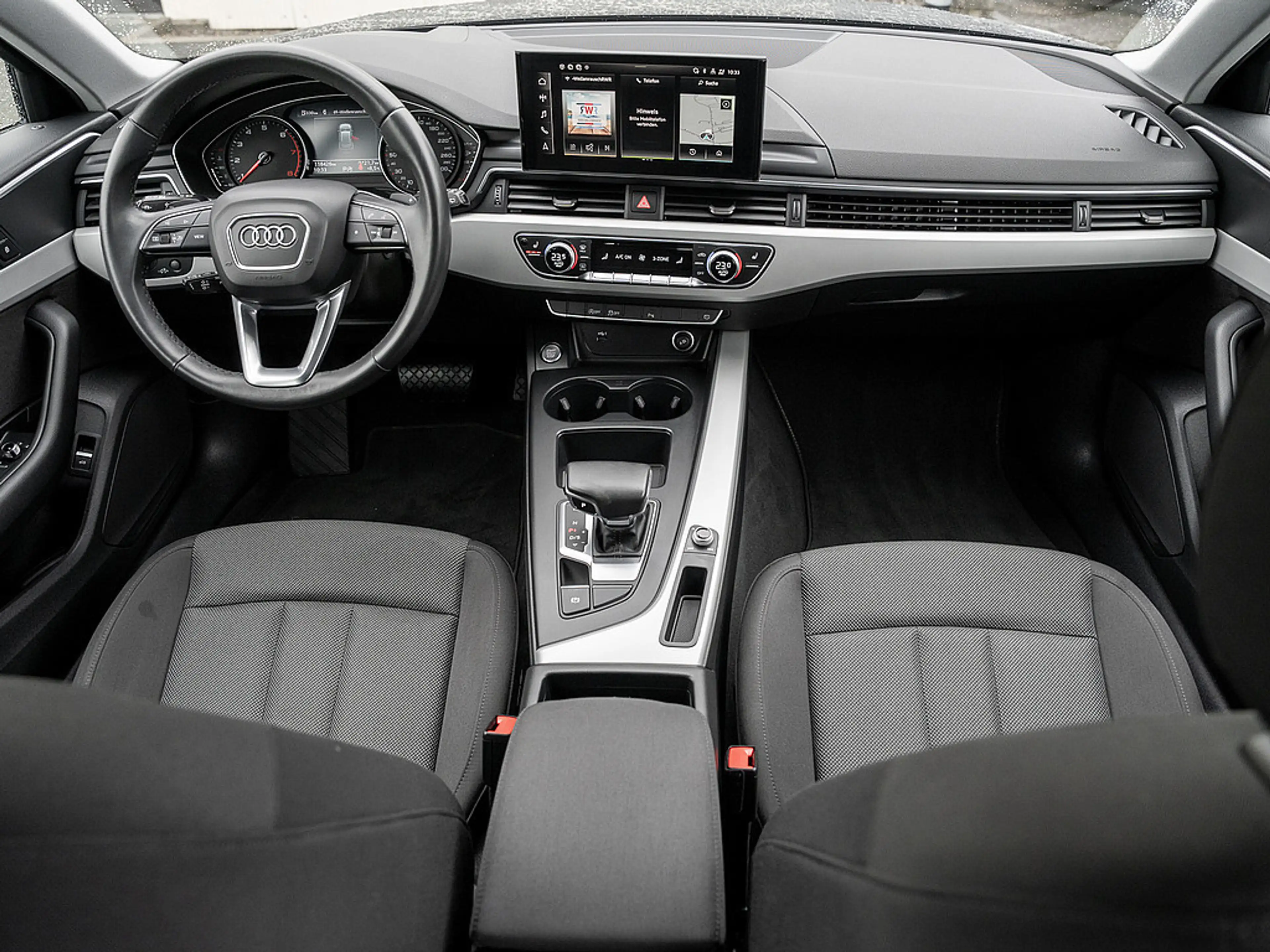 Audi A4 Avant 35 TFSI AHK HUD LED SHZ PDC NAVI ACC — photo 7