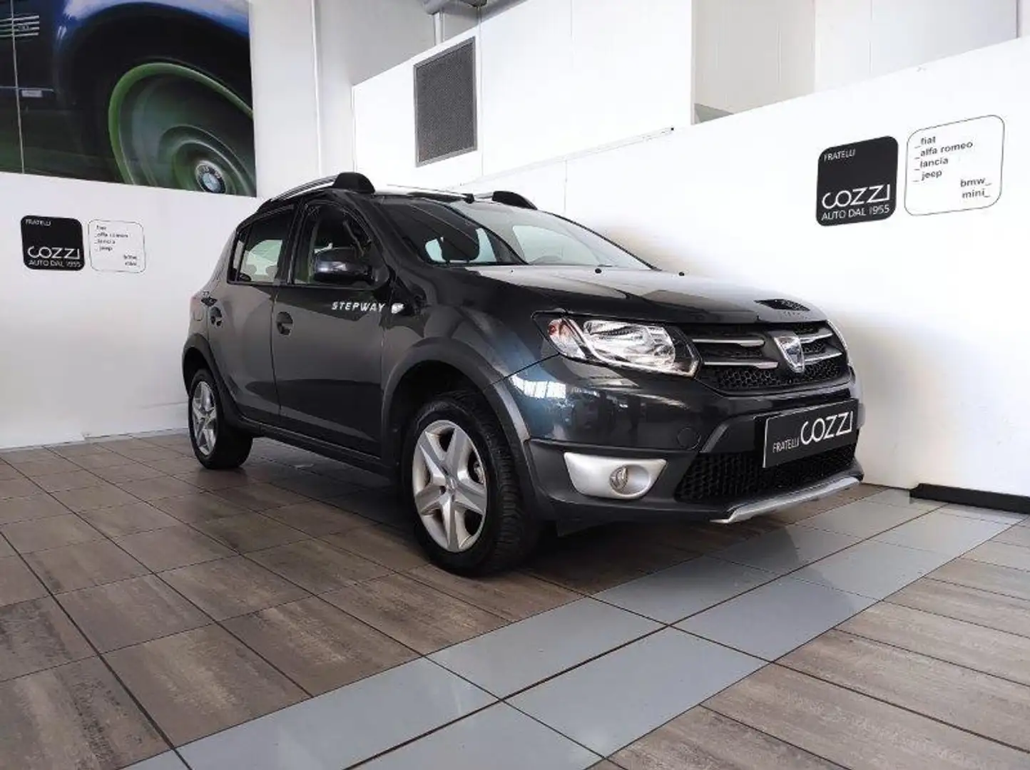 Dacia Sandero 2ª serie - Sandero Stepway 0.9 TCe 12V T-GPL 90CV Grigio - 1