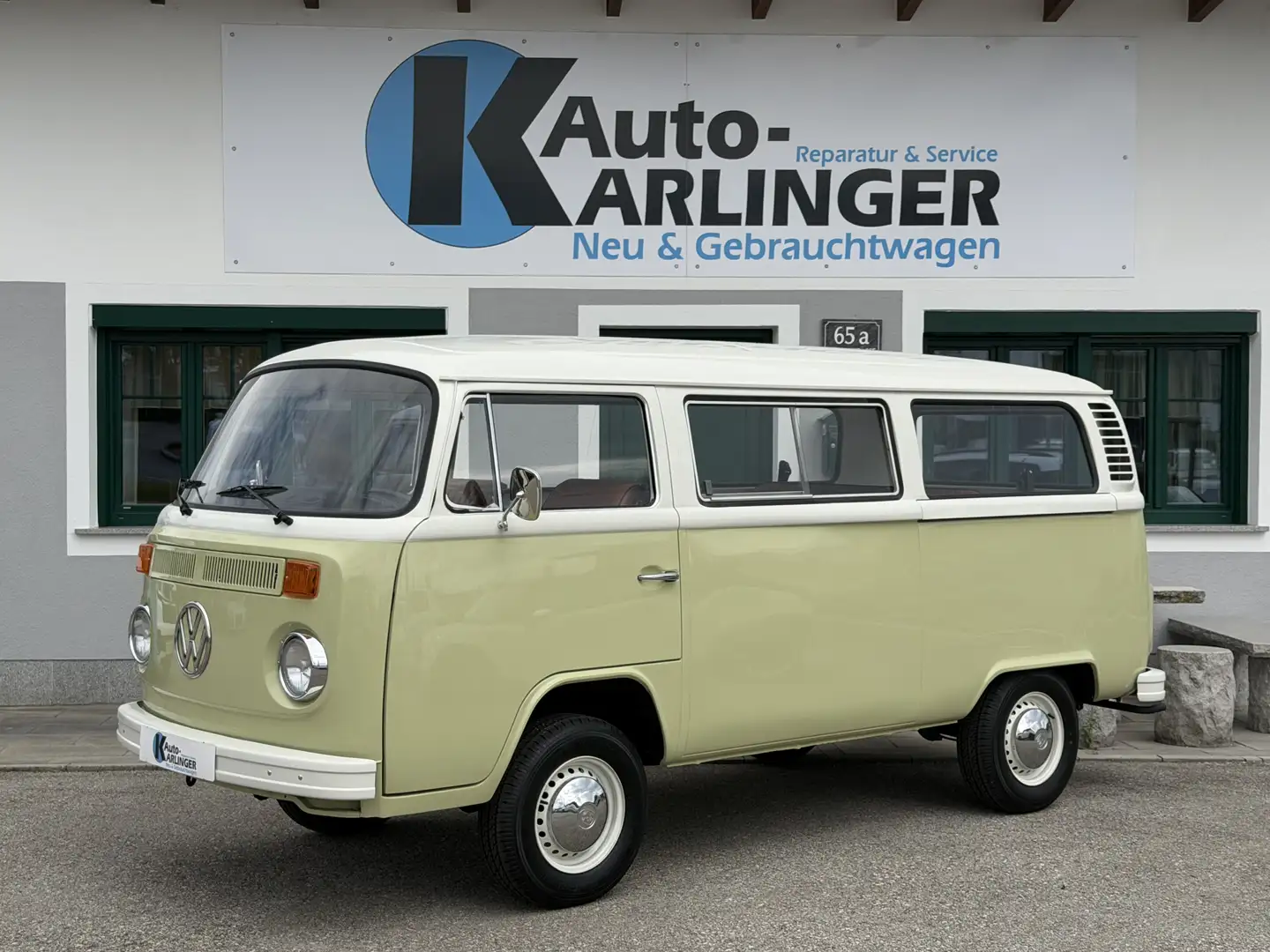 Volkswagen T2 Betriebsurlaub bis 9.August Grün - 2