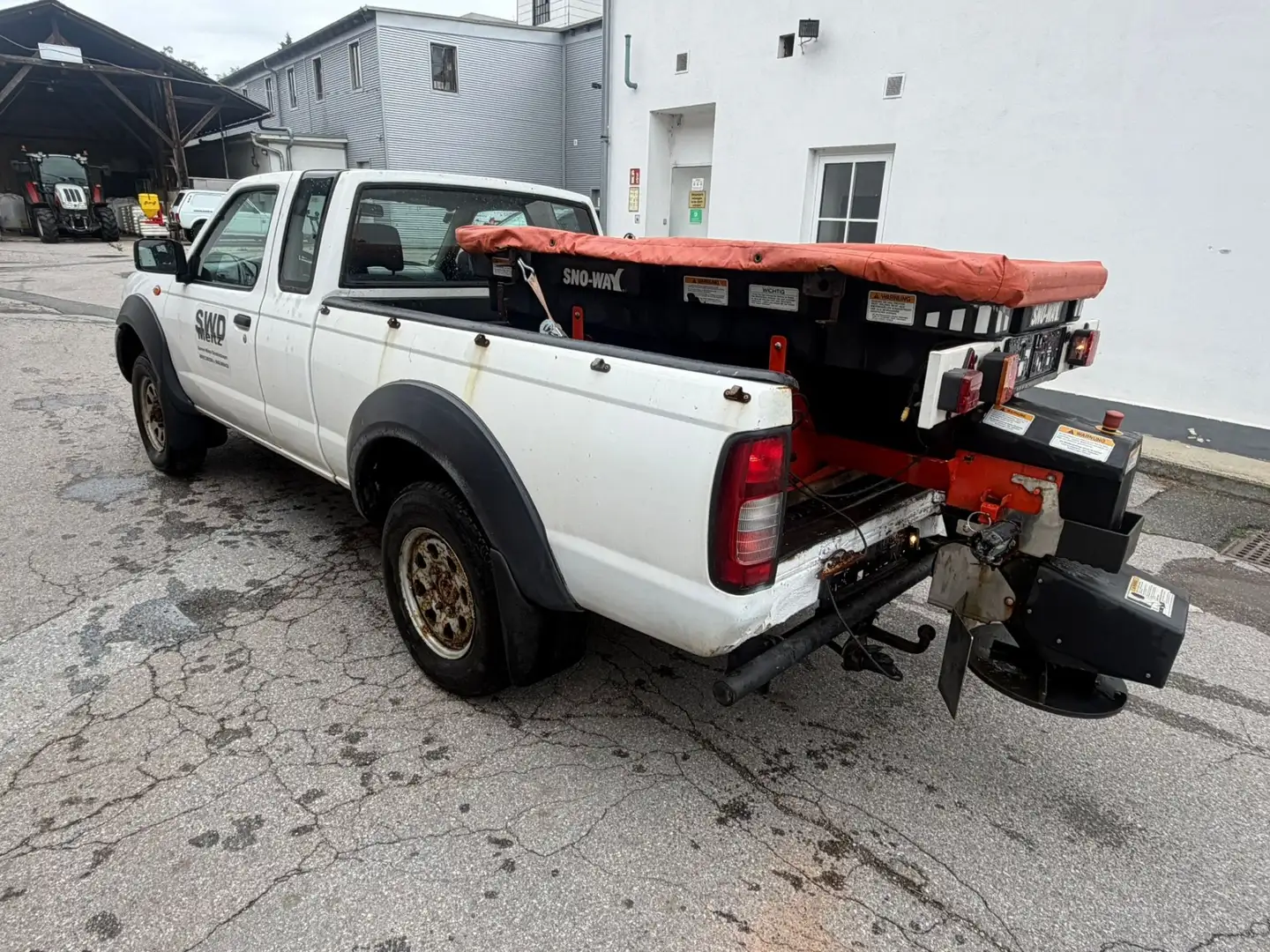 Nissan NP300 Pick up Single Cab 4x4 - 2