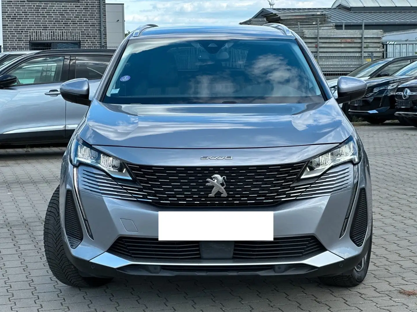 Peugeot 5008 1.5 Bluehdi 130 EAT8 Gris - 1