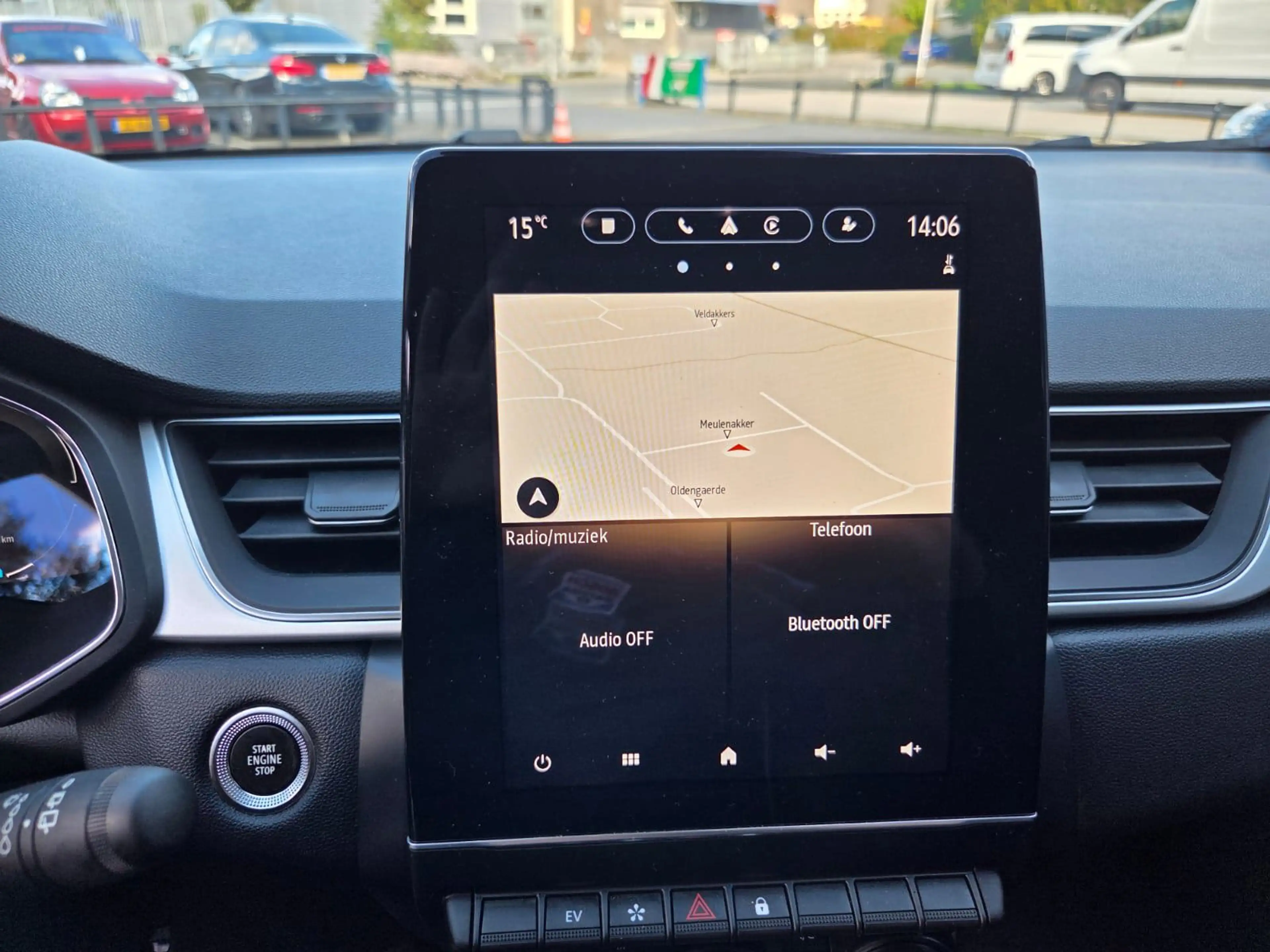 Renault Captur 1.6 E-Tech plug-in hybrid 160 techno — photo 15