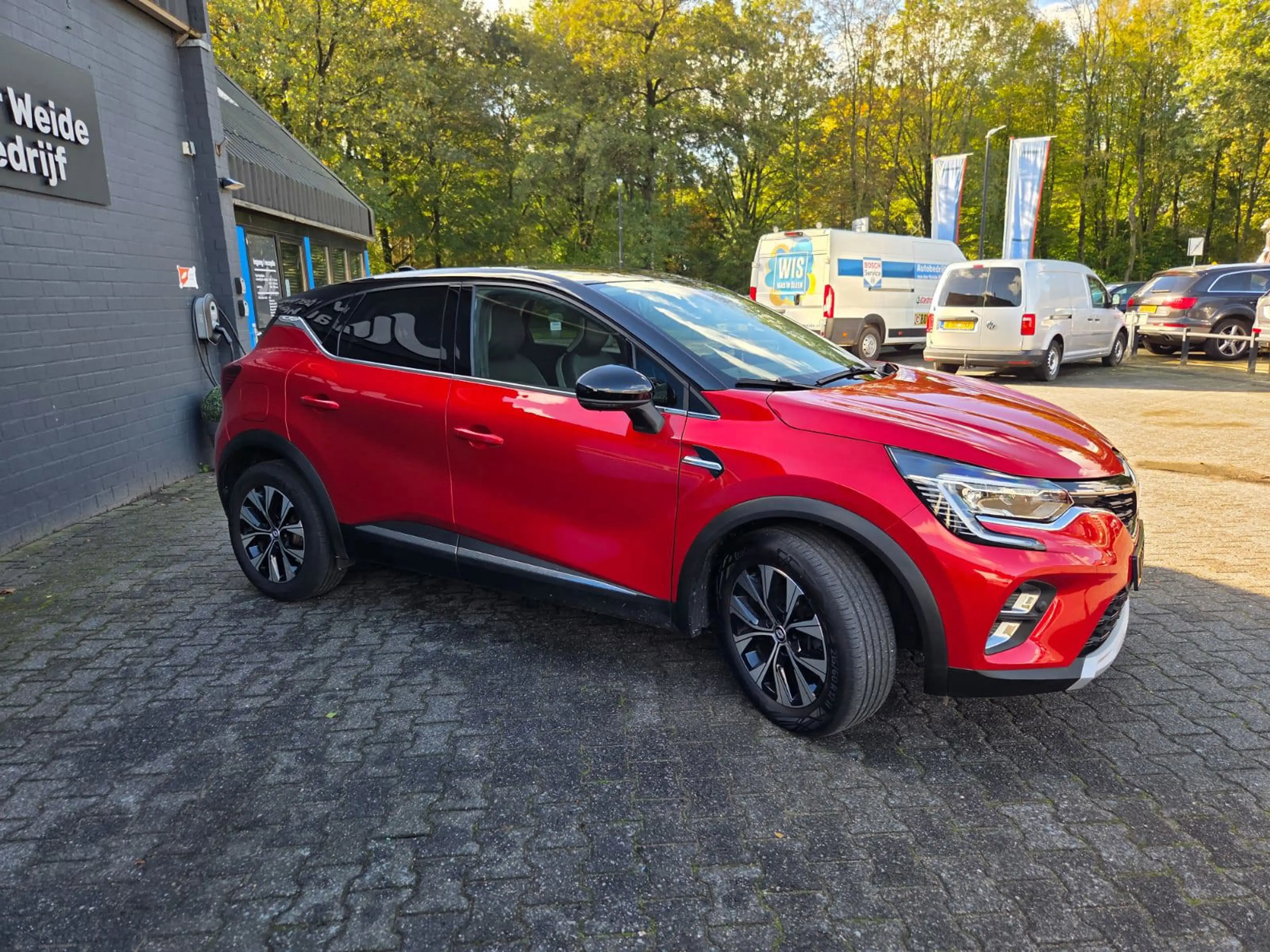 Renault Captur 1.6 E-Tech plug-in hybrid 160 techno — photo 4