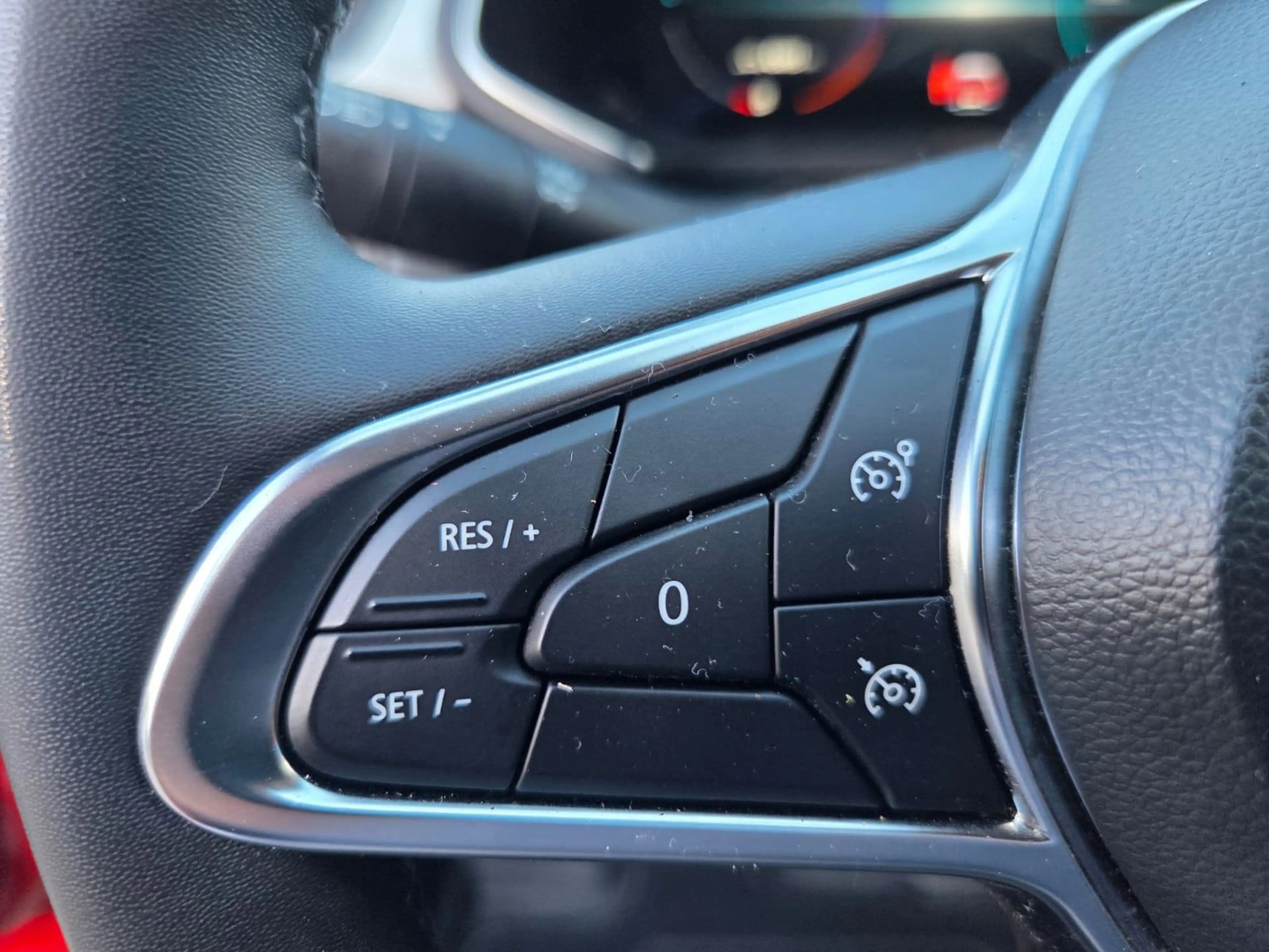 Renault Captur 1.6 E-Tech plug-in hybrid 160 techno — photo 13
