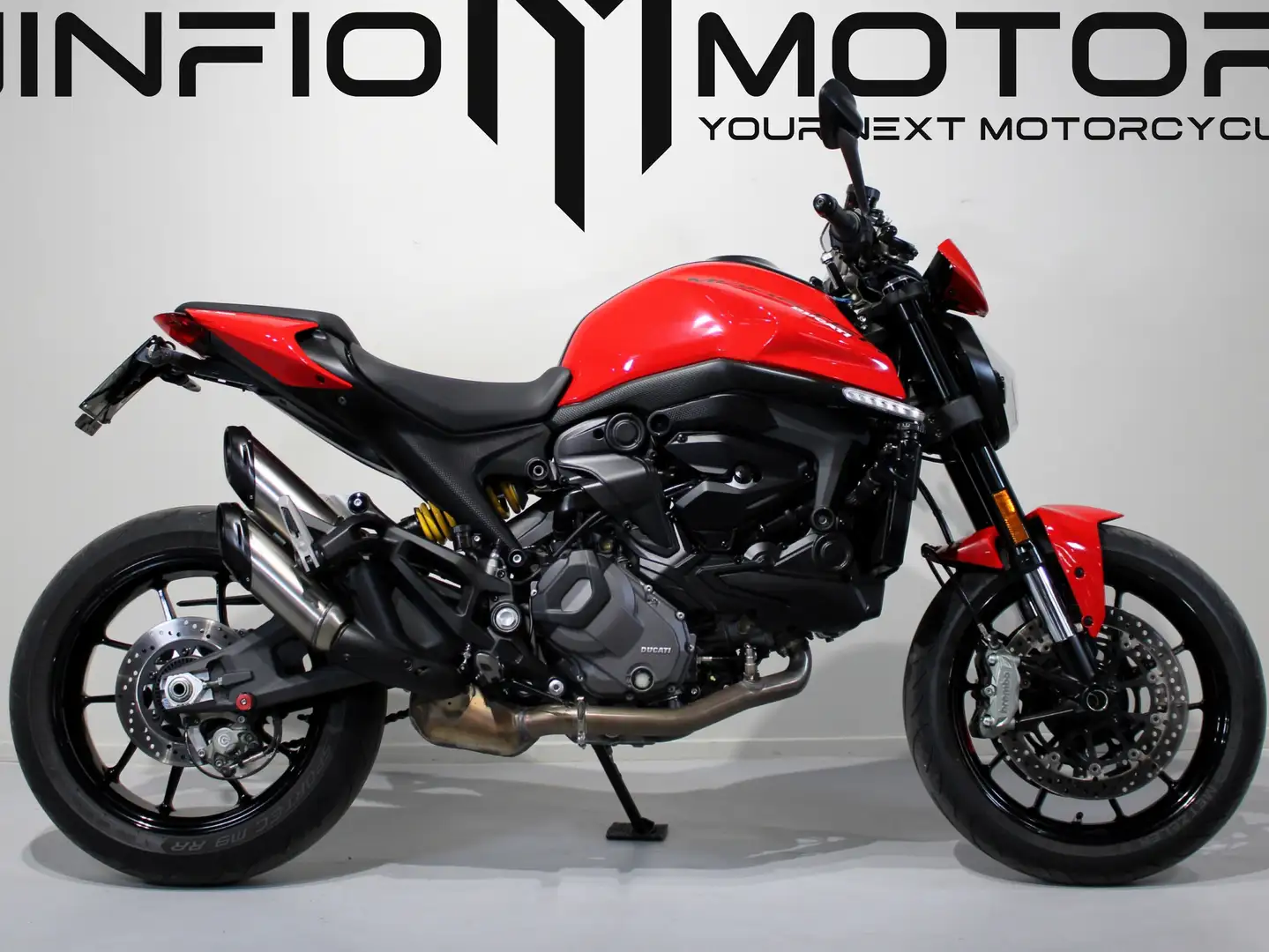 Ducati Monster 937 PLUS - 1