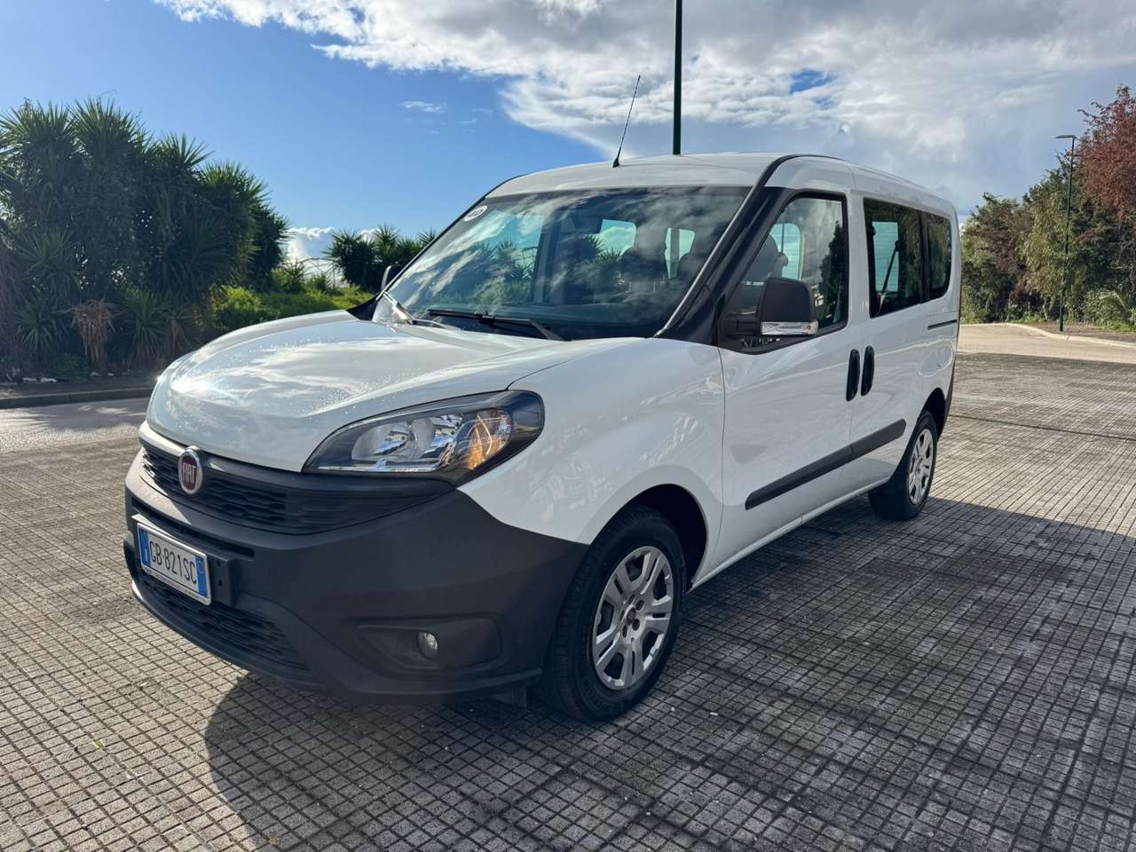 Fiat Doblo Doblò 1.3 MJT S&S 5 posti Lounge