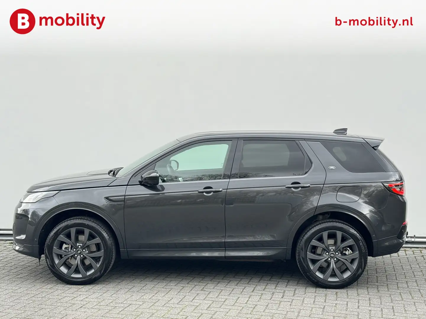 Land Rover Discovery Sport P300e R-Dynamic Hybride HSE AWD Automaat | Trekhaa Grijs - 2