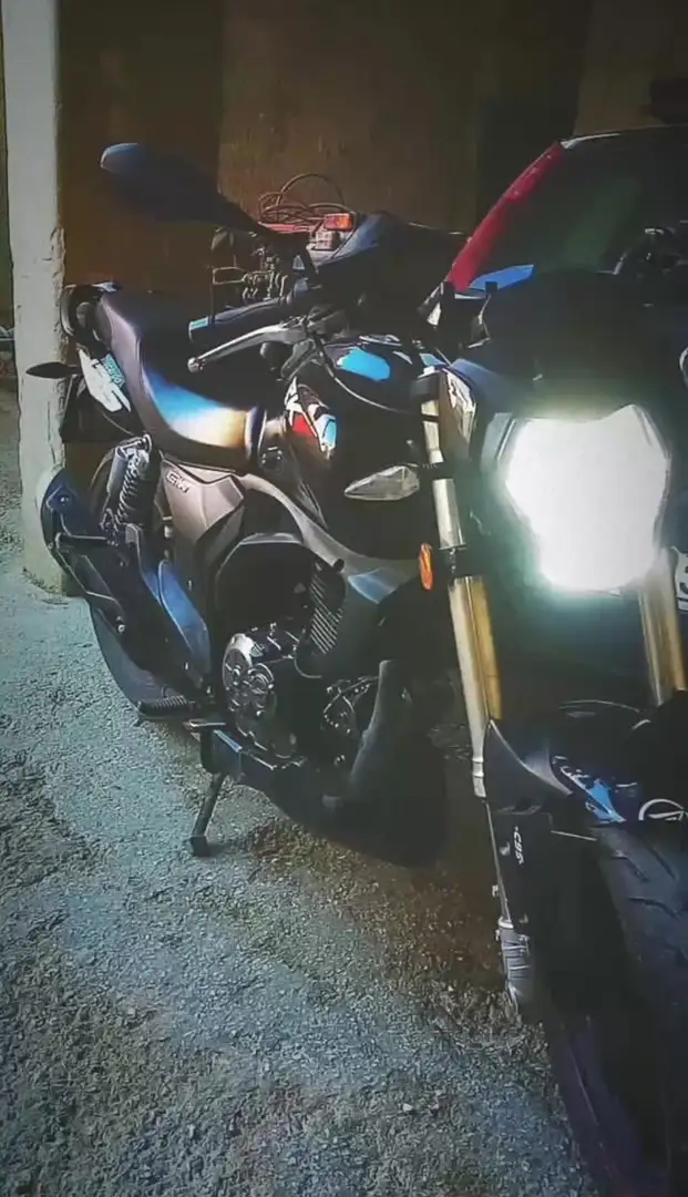 Keeway RKV 125 Negro - 2