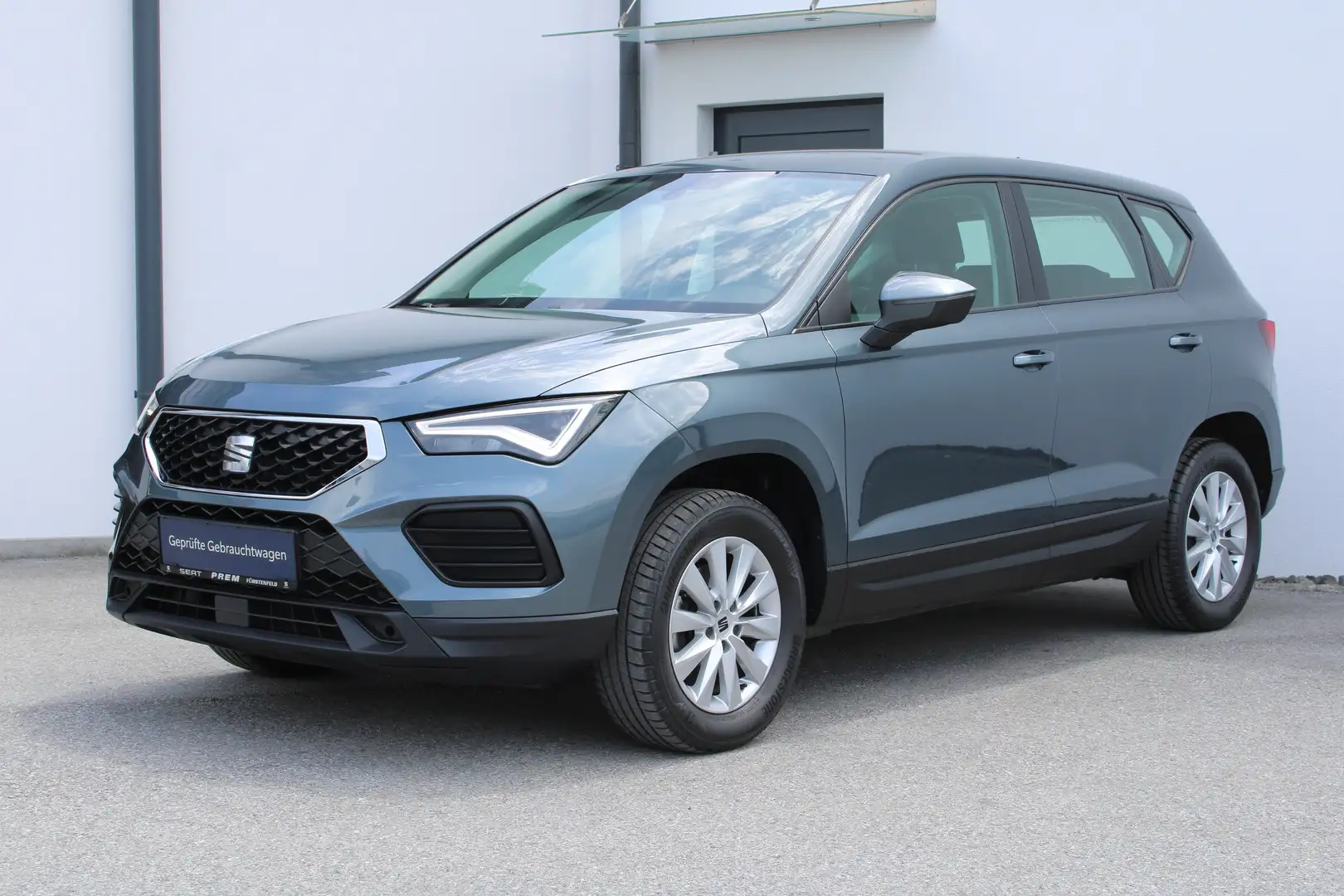 SEAT Ateca Reference 1.0 TSI mit perfekter Mehrausstattung! Grau - 2