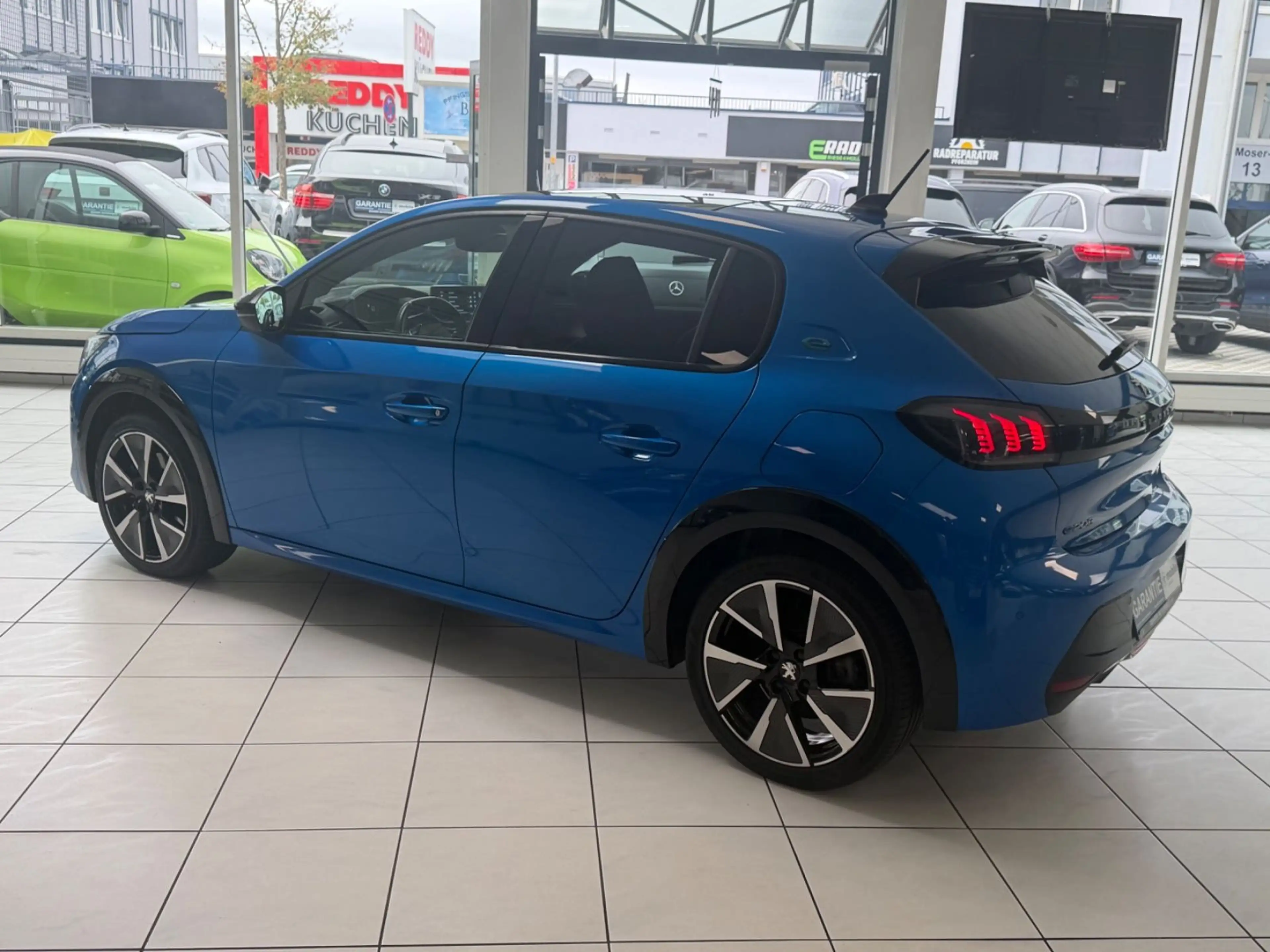Peugeot e-208 1.HAND GT PANO LED PDC SHZ KAMERA 93,9% — photo 7