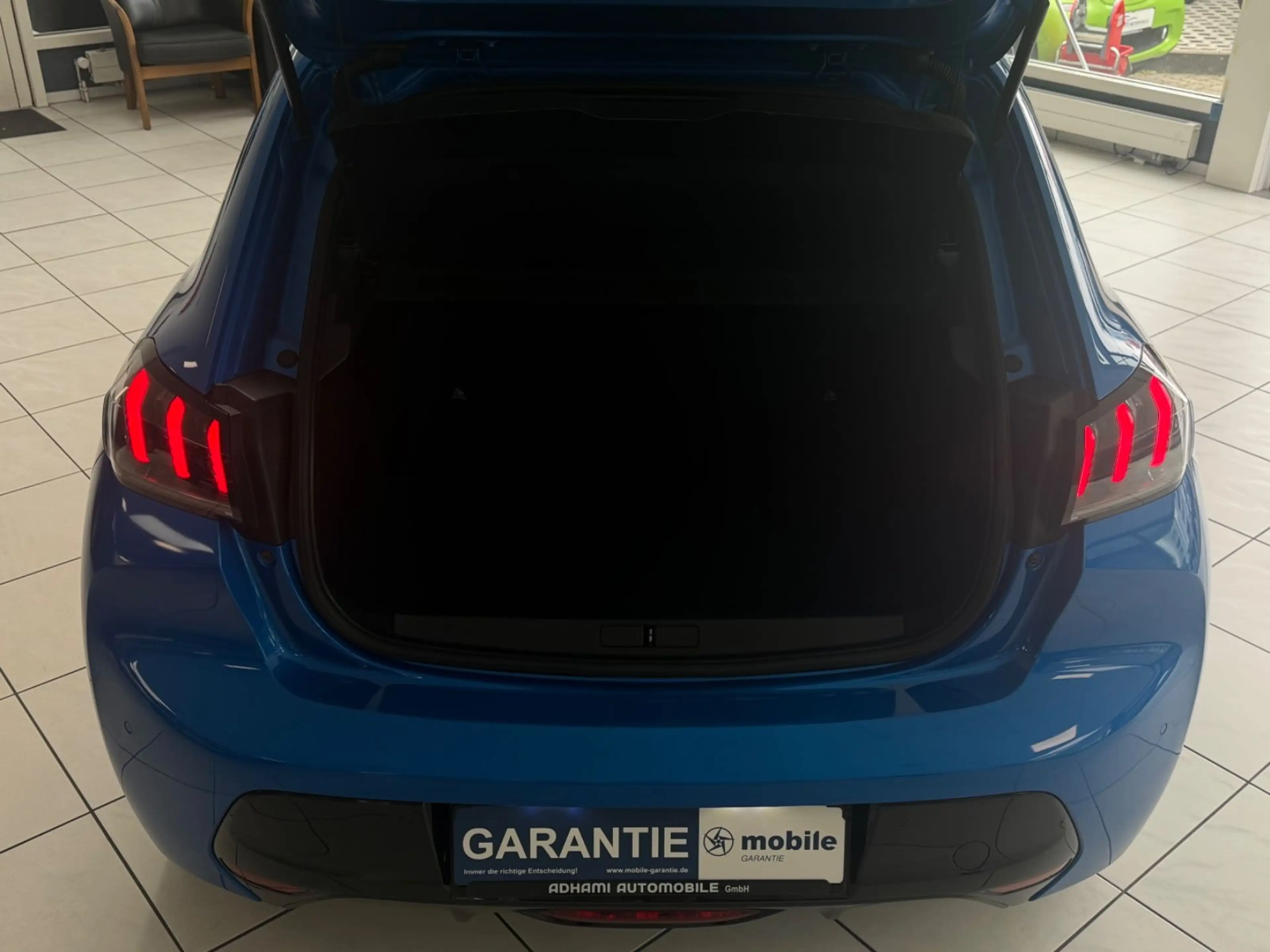 Peugeot e-208 1.HAND GT PANO LED PDC SHZ KAMERA 93,9% — photo 10