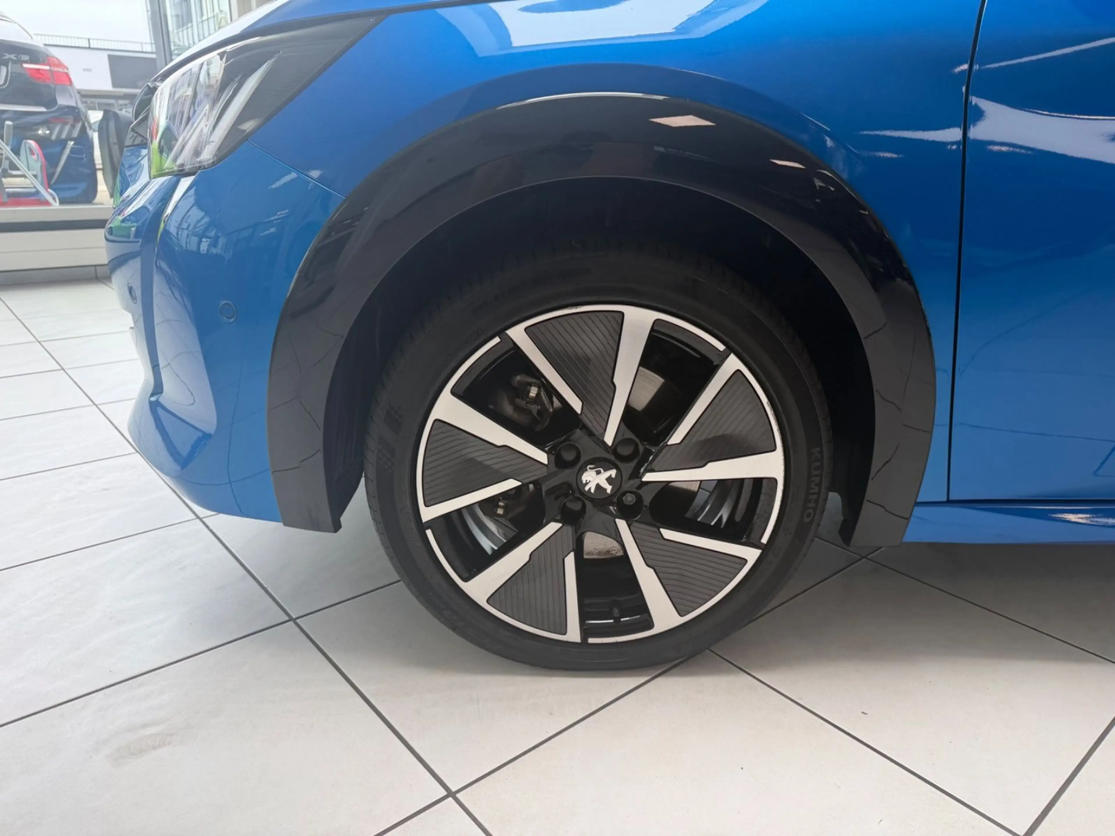Peugeot e-208 1.HAND GT PANO LED PDC SHZ KAMERA 93,9% — photo 9