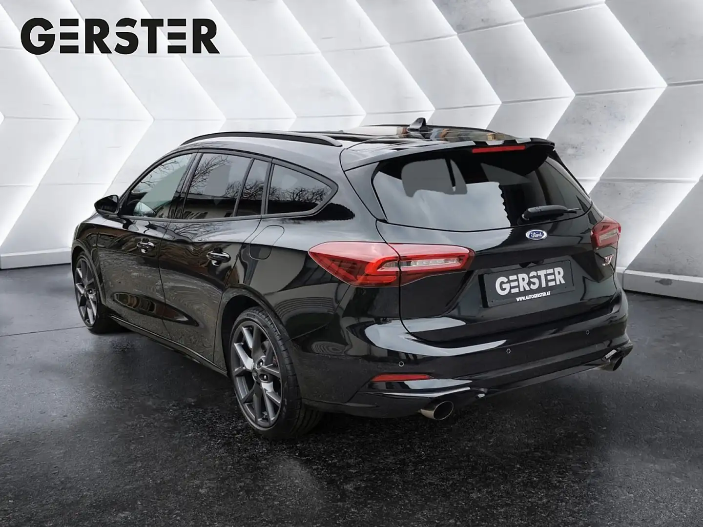 Ford Focus Turnier 2,3 EcoBoost ST X Aut. Noir - 2