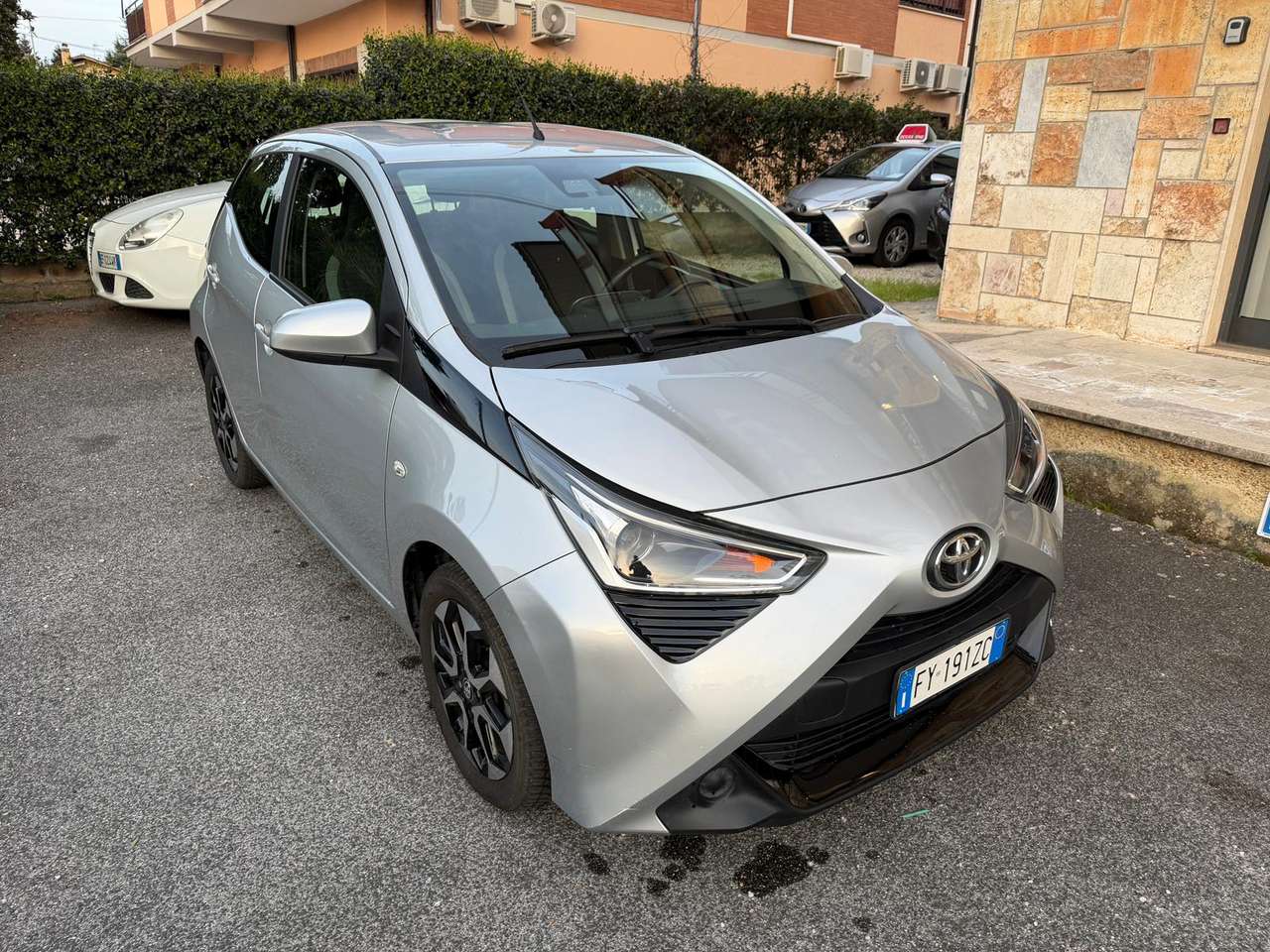 Toyota Aygo Aygo 5p 1.0 *FULL OPTIONAL* *Cerchi in lega*