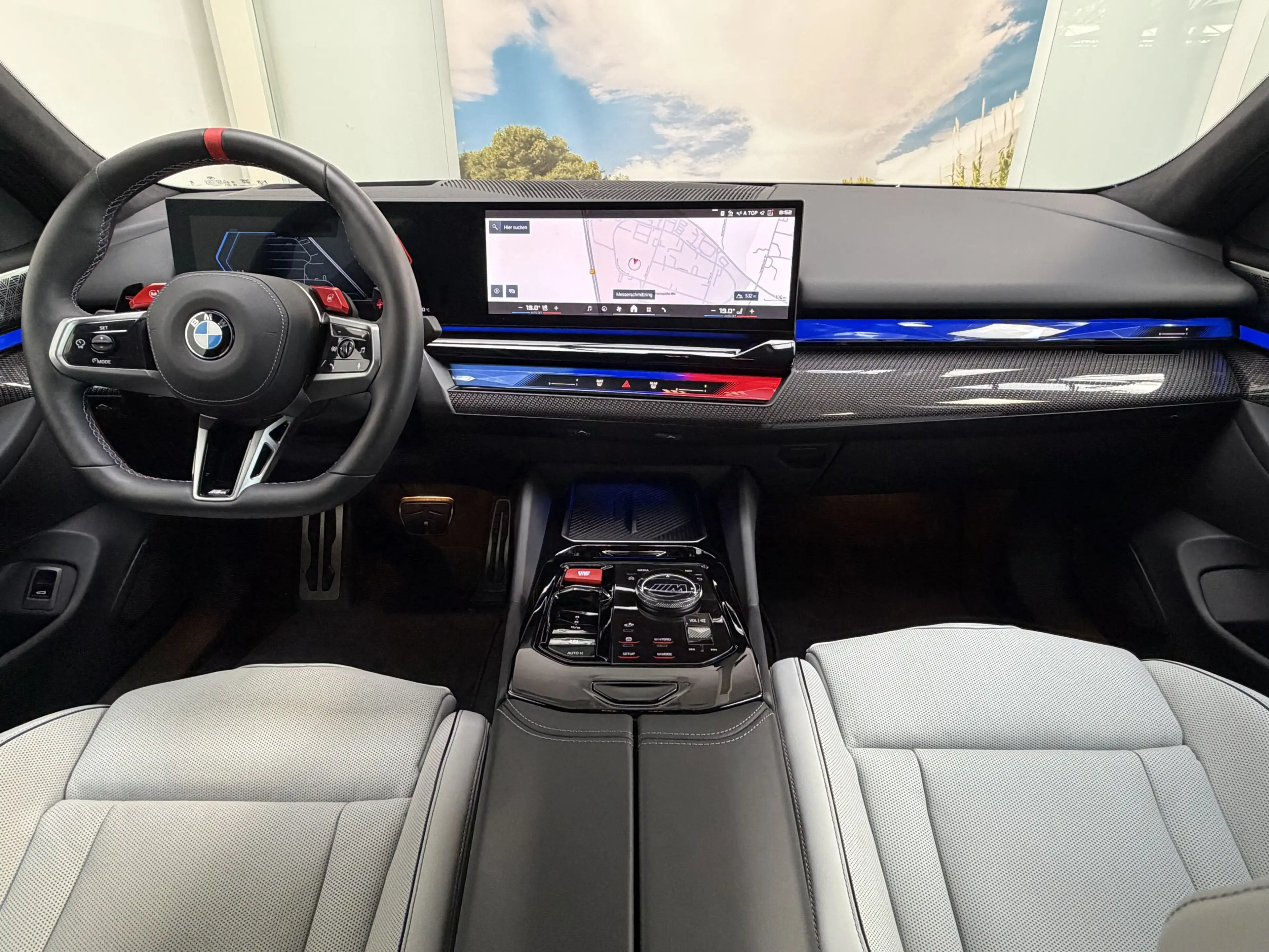 BMW M5 Individual Keramik CarbonExt. AHK Ultimate — photo 7