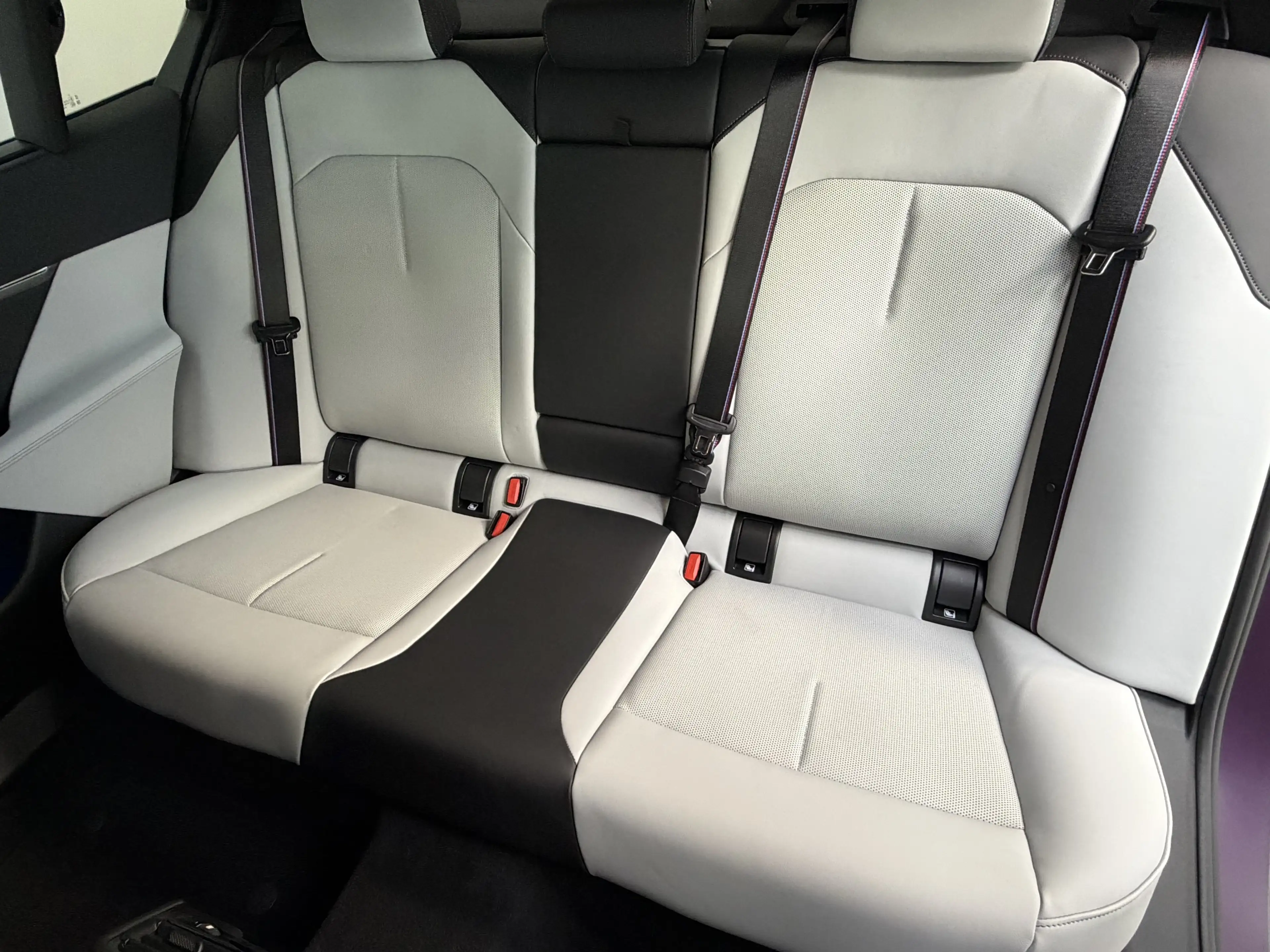 BMW M5 Individual Keramik CarbonExt. AHK Ultimate — photo 18