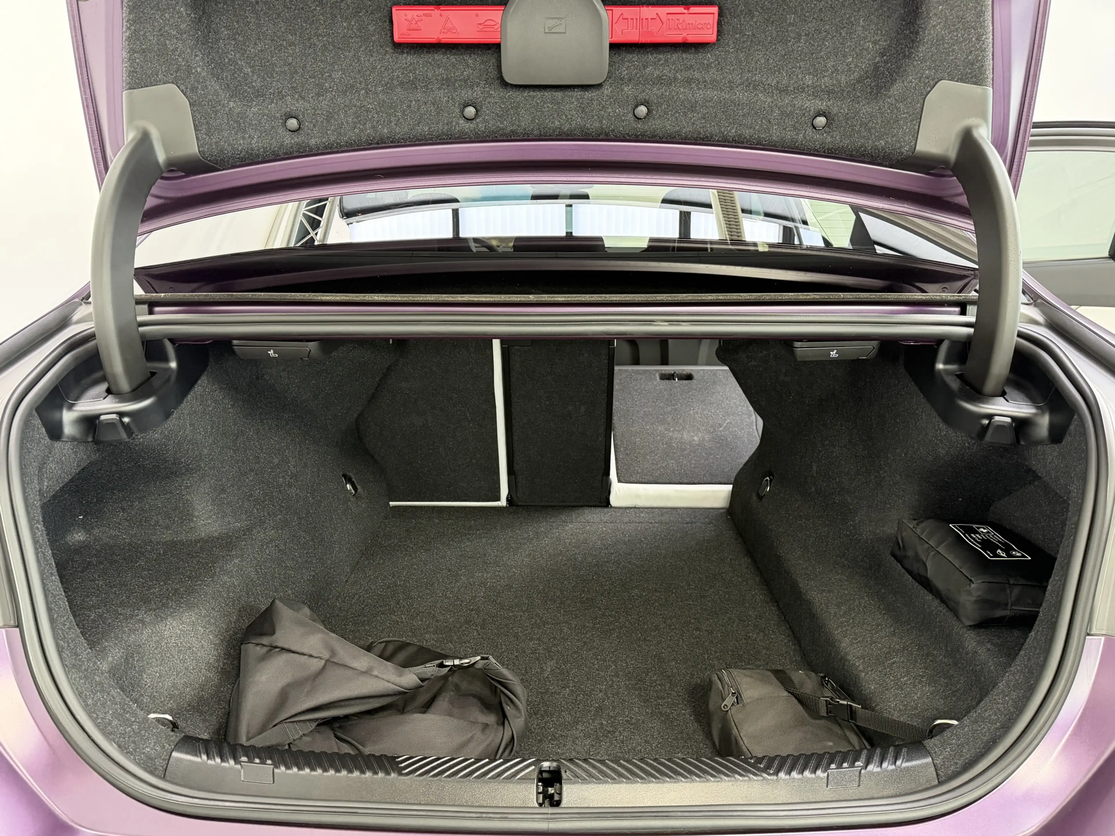 BMW M5 Individual Keramik CarbonExt. AHK Ultimate — photo 22